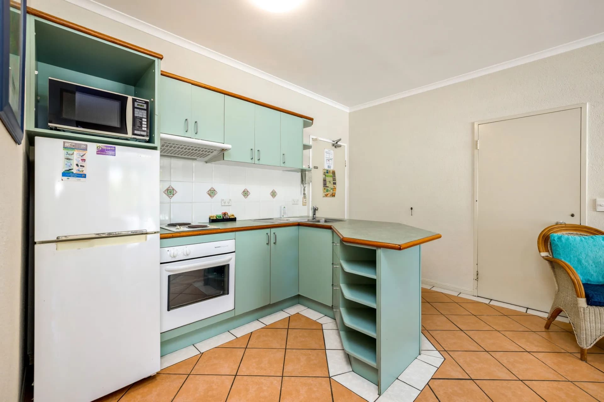 Unit 202/6-8 Triton Street, Palm Cove, QLD, Palm Cove - Thumbnail 4