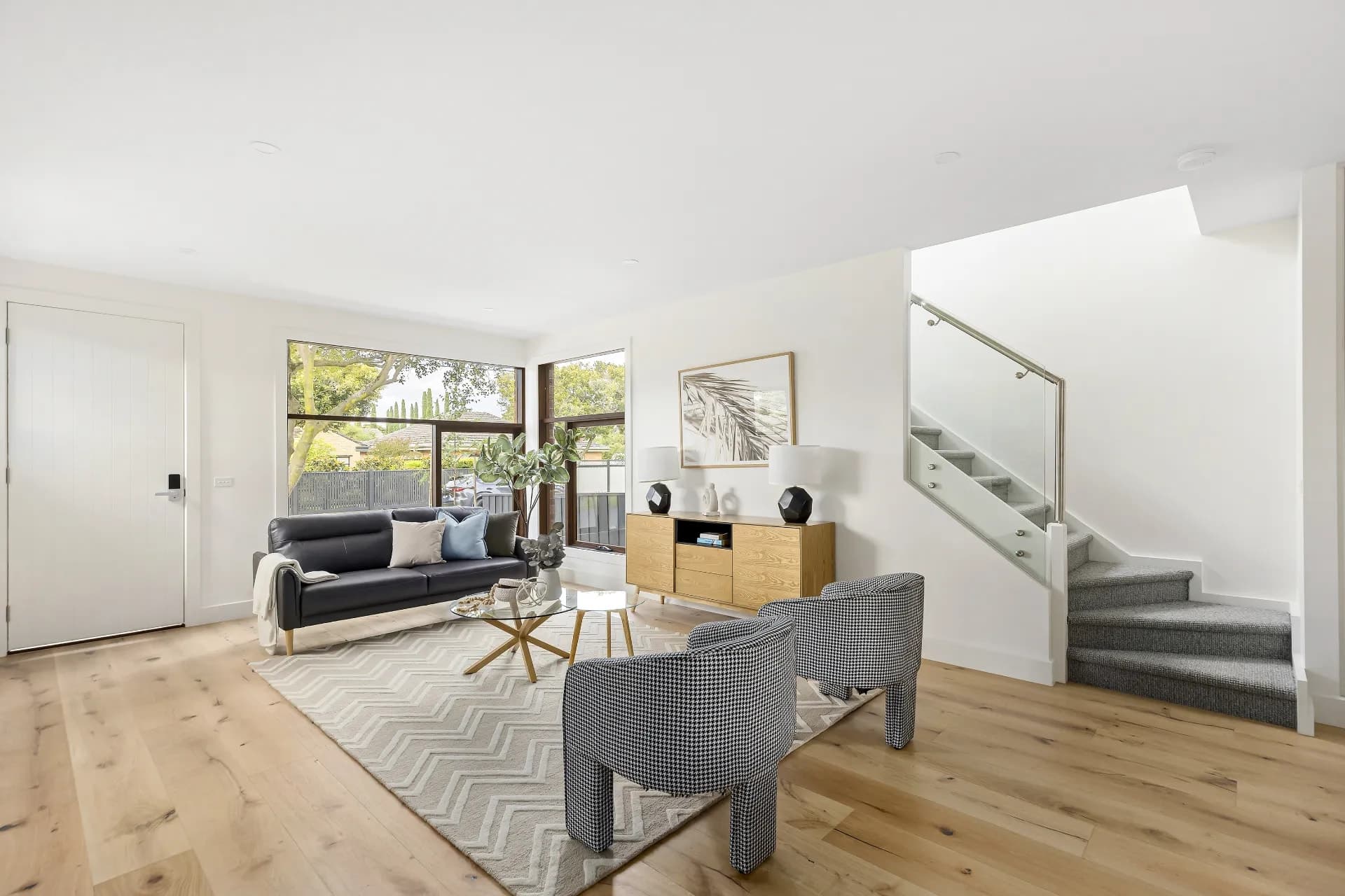 30 Donald Road, Burwood, VIC, Burwood - Thumbnail 4