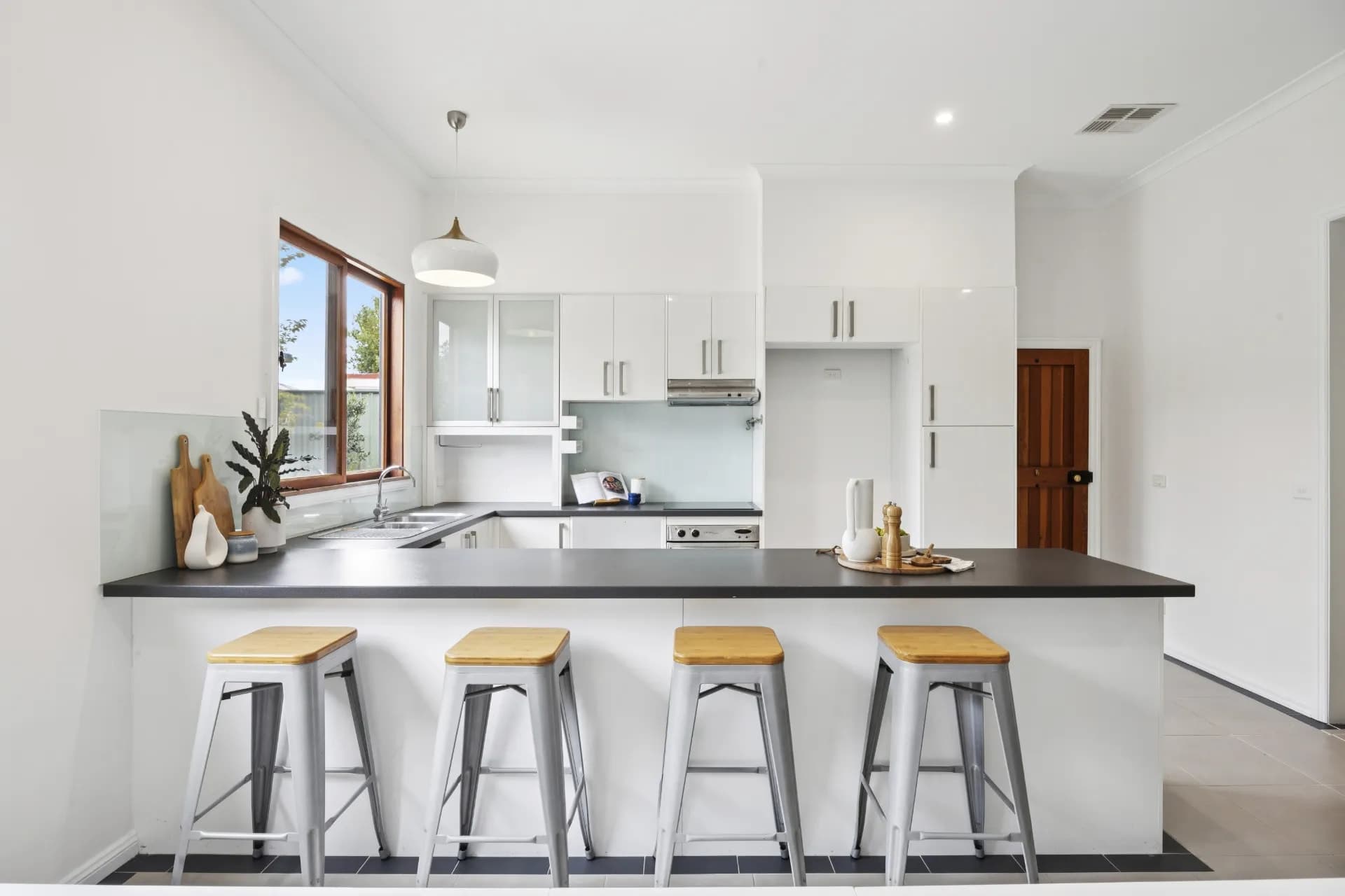 13 Derrima Road, Queanbeyan - Thumbnail 7