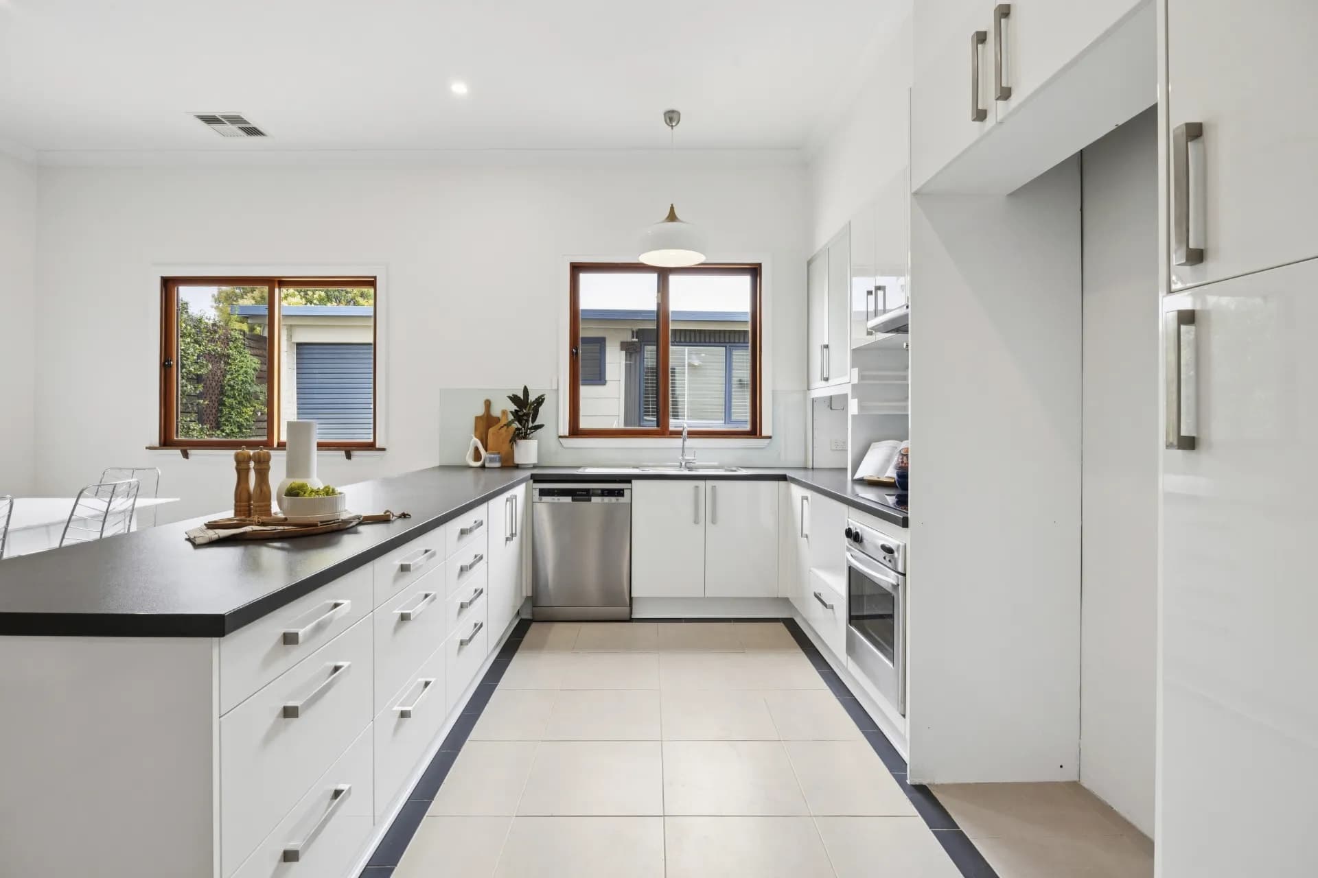 13 Derrima Road, Queanbeyan - Thumbnail 8