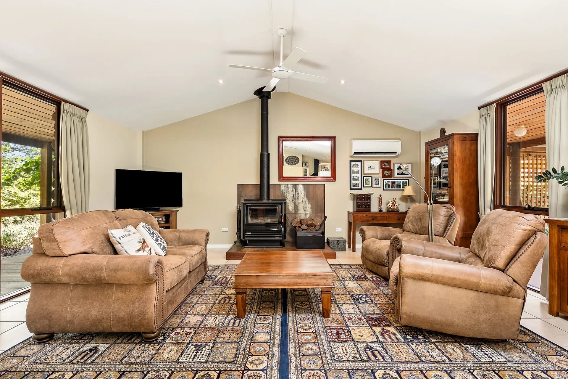 411 Slopes Road, The Slopes - Thumbnail 5
