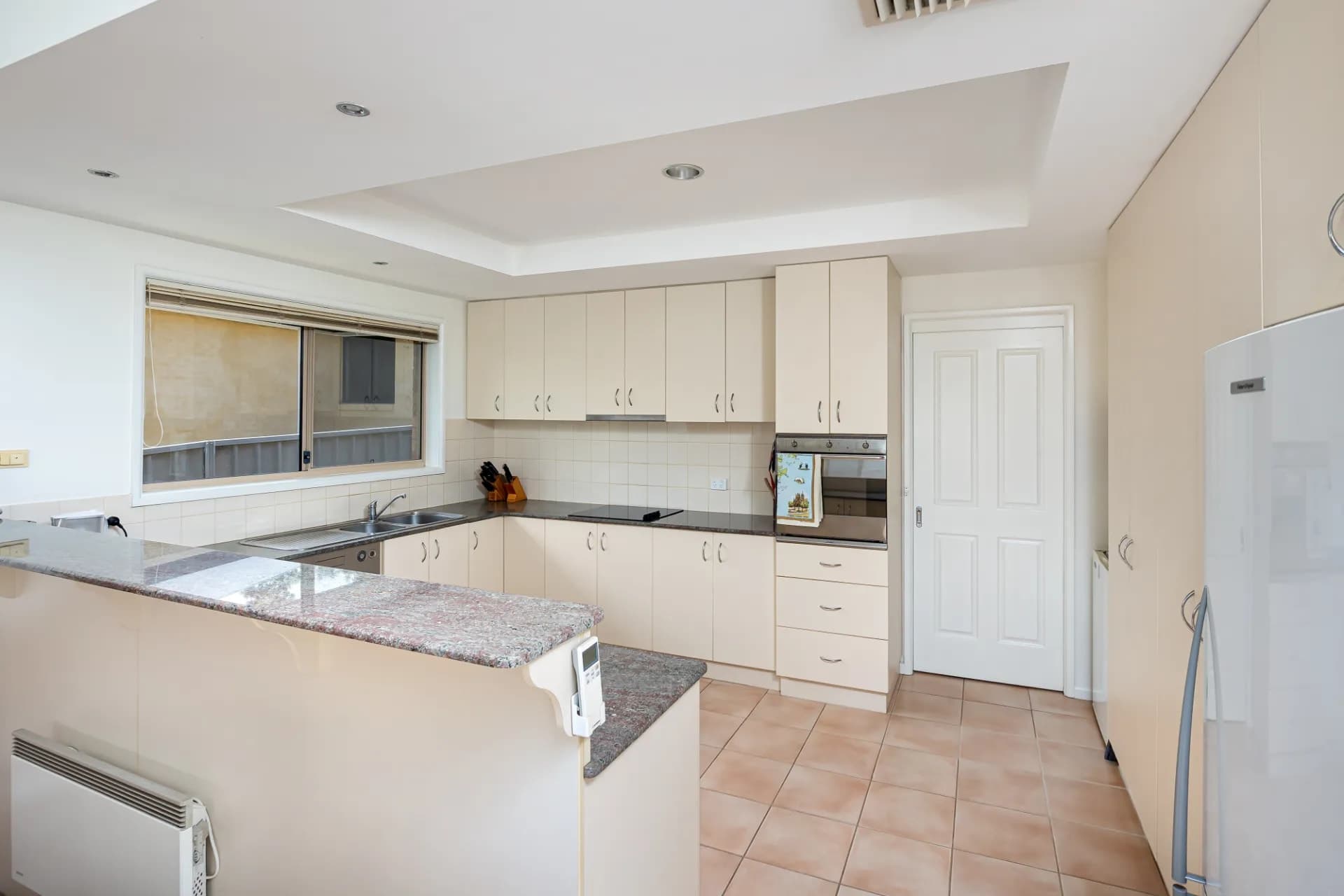 7 Amaroo Street, Kooringal - Thumbnail 8