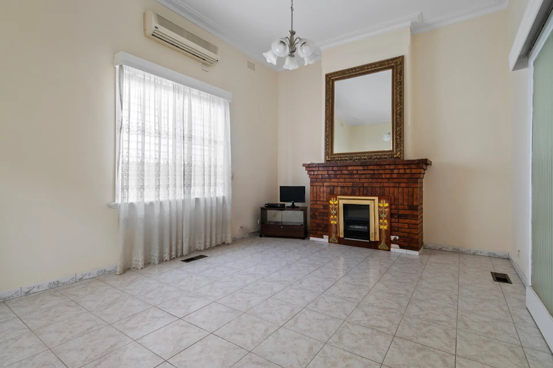 113 Moreland Road, Coburg, VIC, Coburg - Thumbnail 3