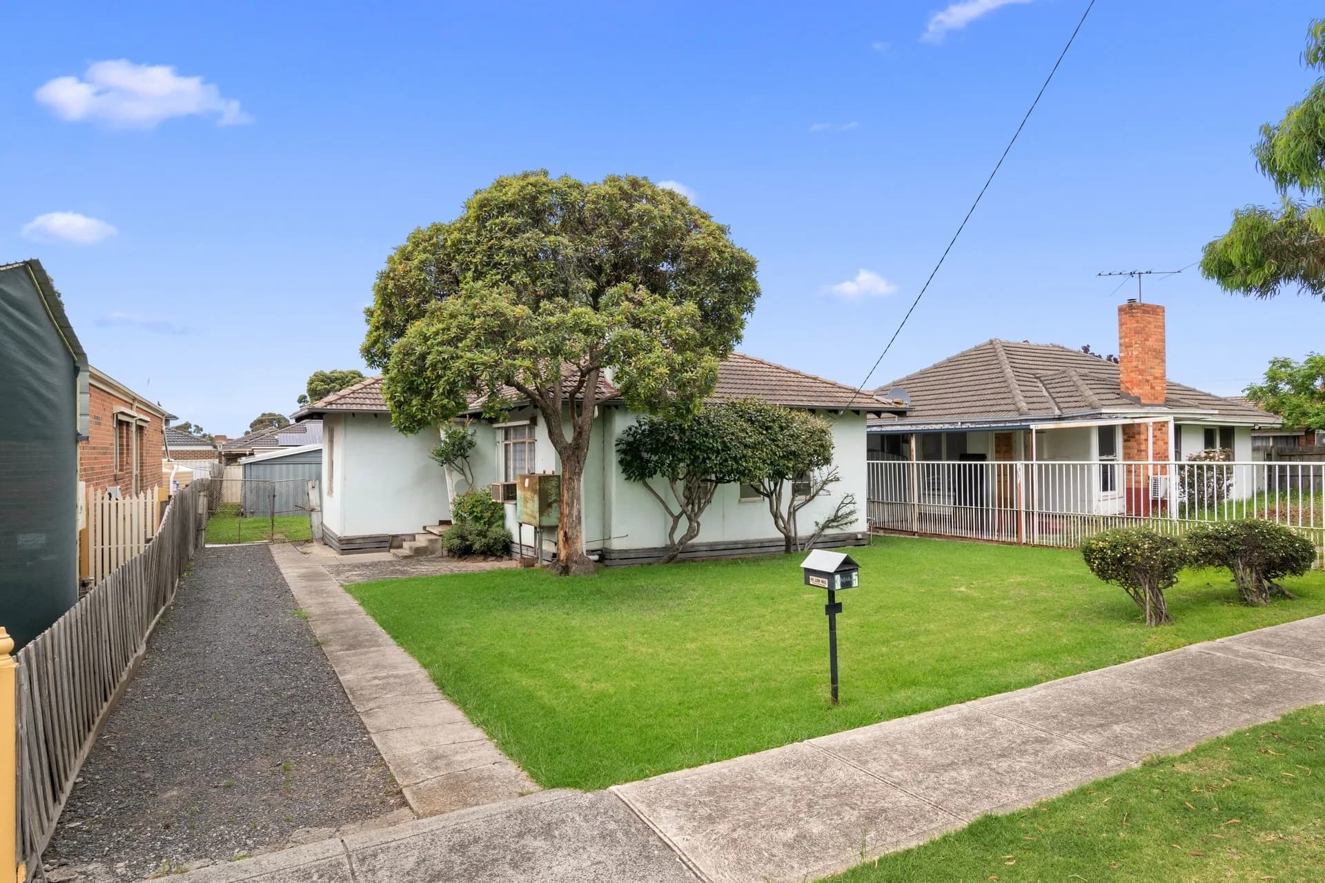 35 Heather Court, Glenroy - Image 1