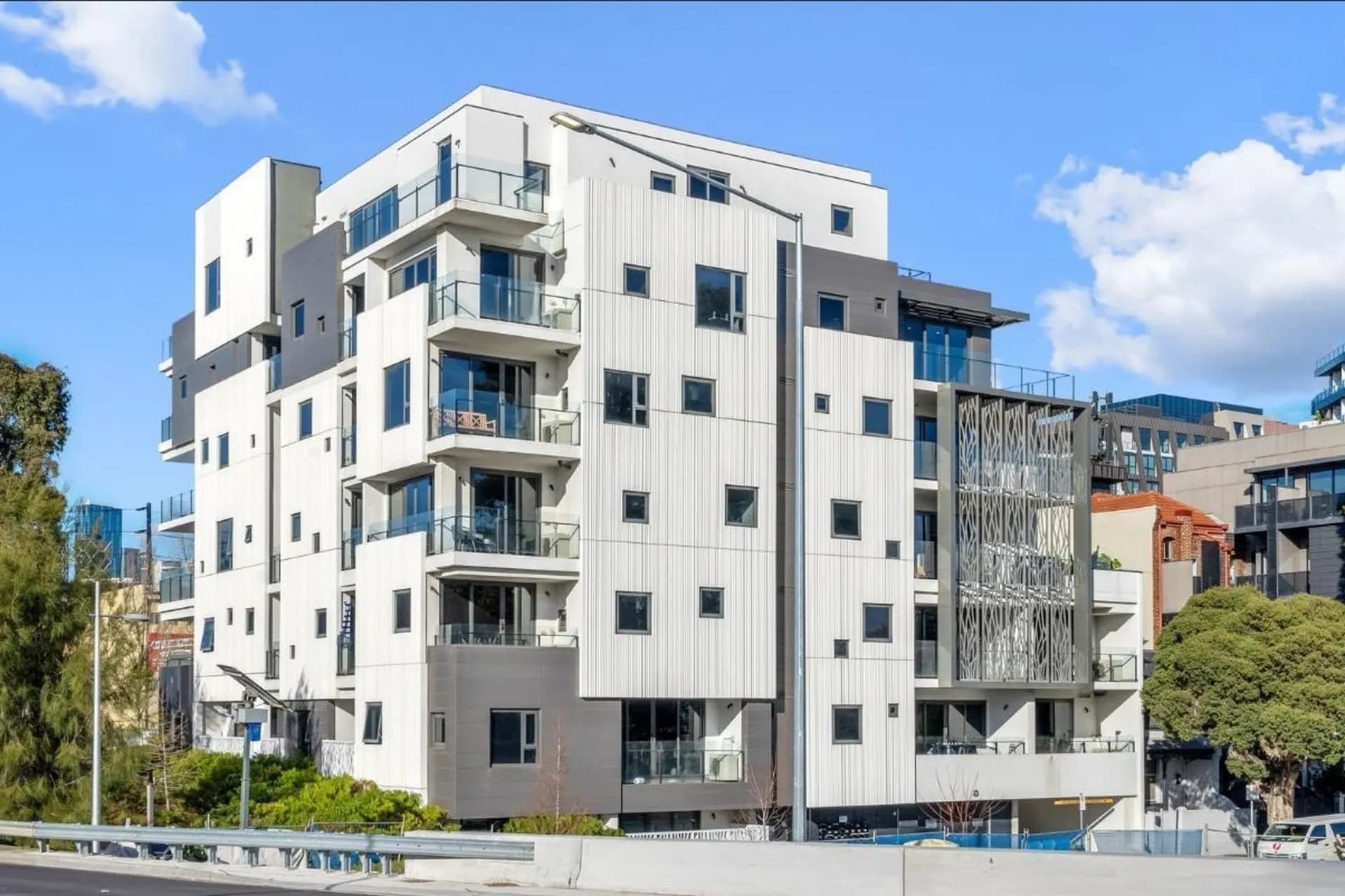 209/14-16 Anderson Street, West Melbourne - Thumbnail 7