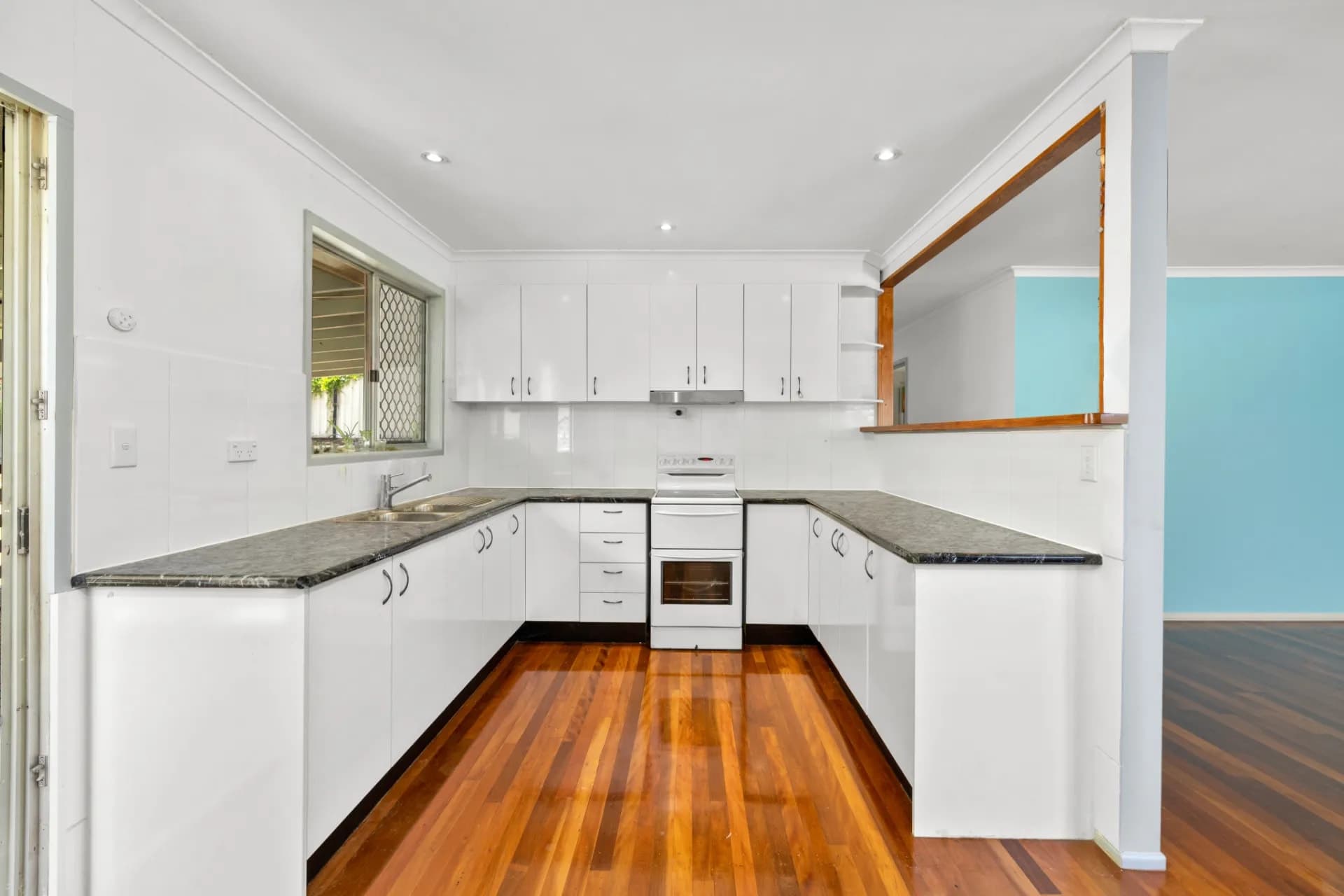 3 Devon Drive, Bellbird Park - Thumbnail 5
