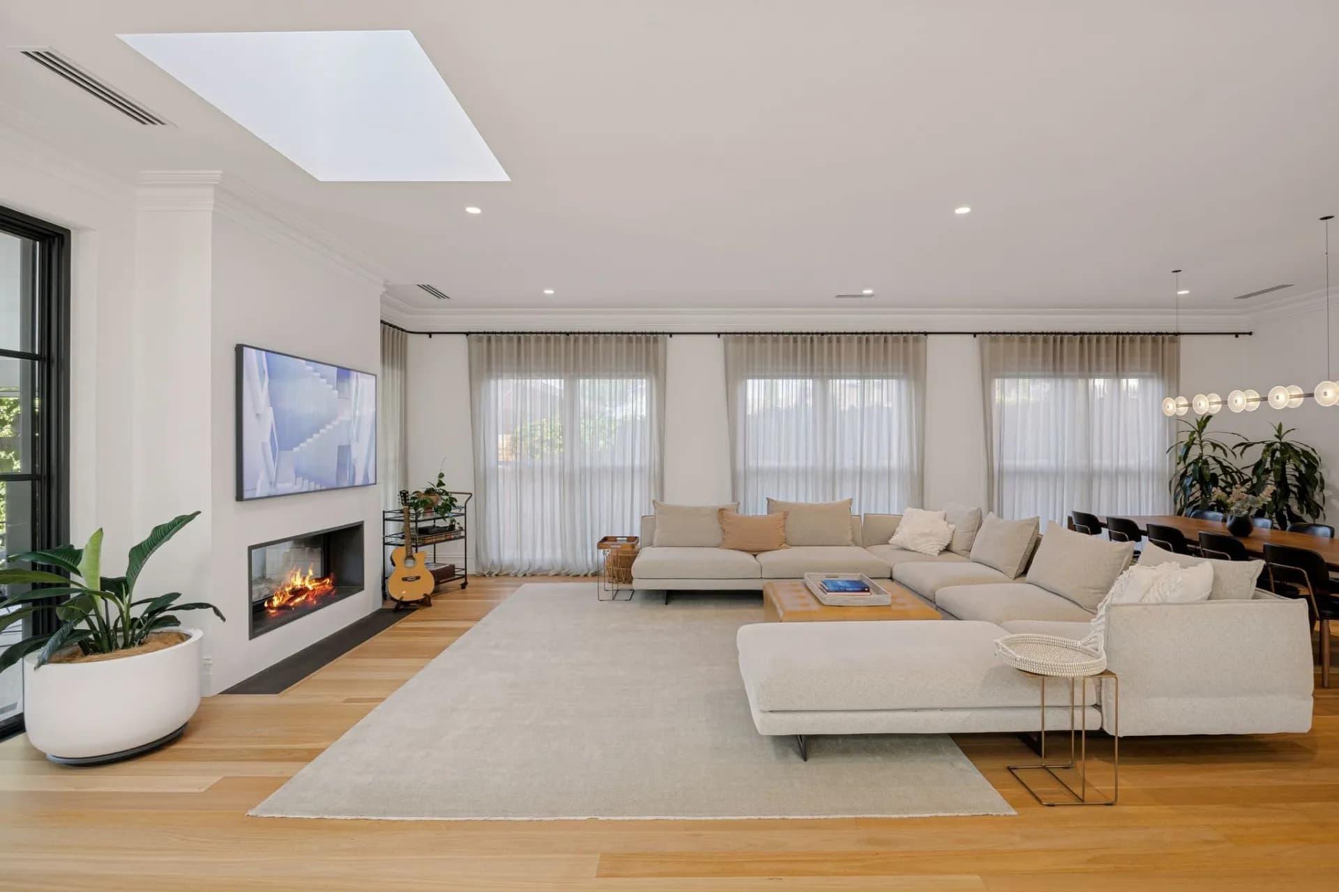 11 Selborne Street, Burwood - Thumbnail 2