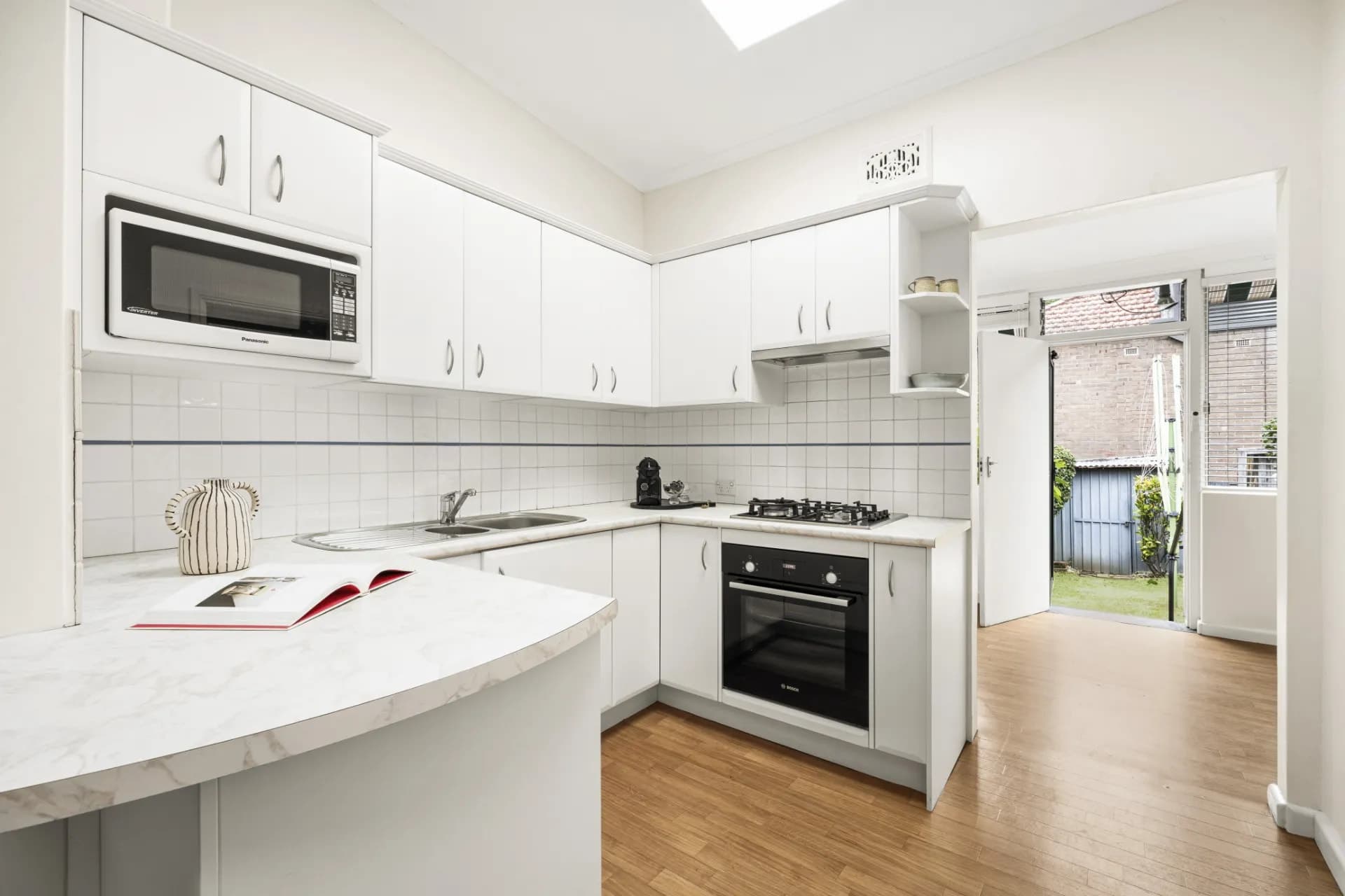 73 Newland Street, Bondi Junction - Thumbnail 3