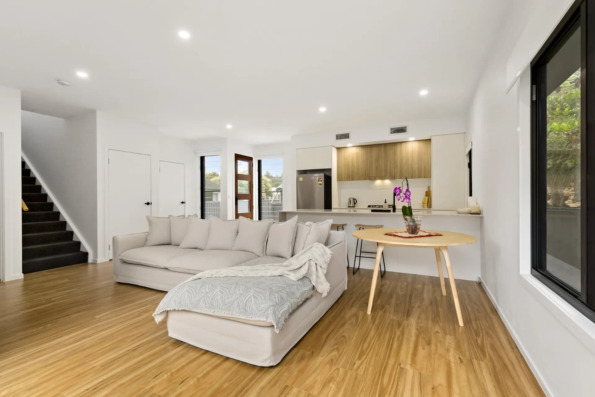 1/424 Glebe Road, Hamilton South - Thumbnail 5