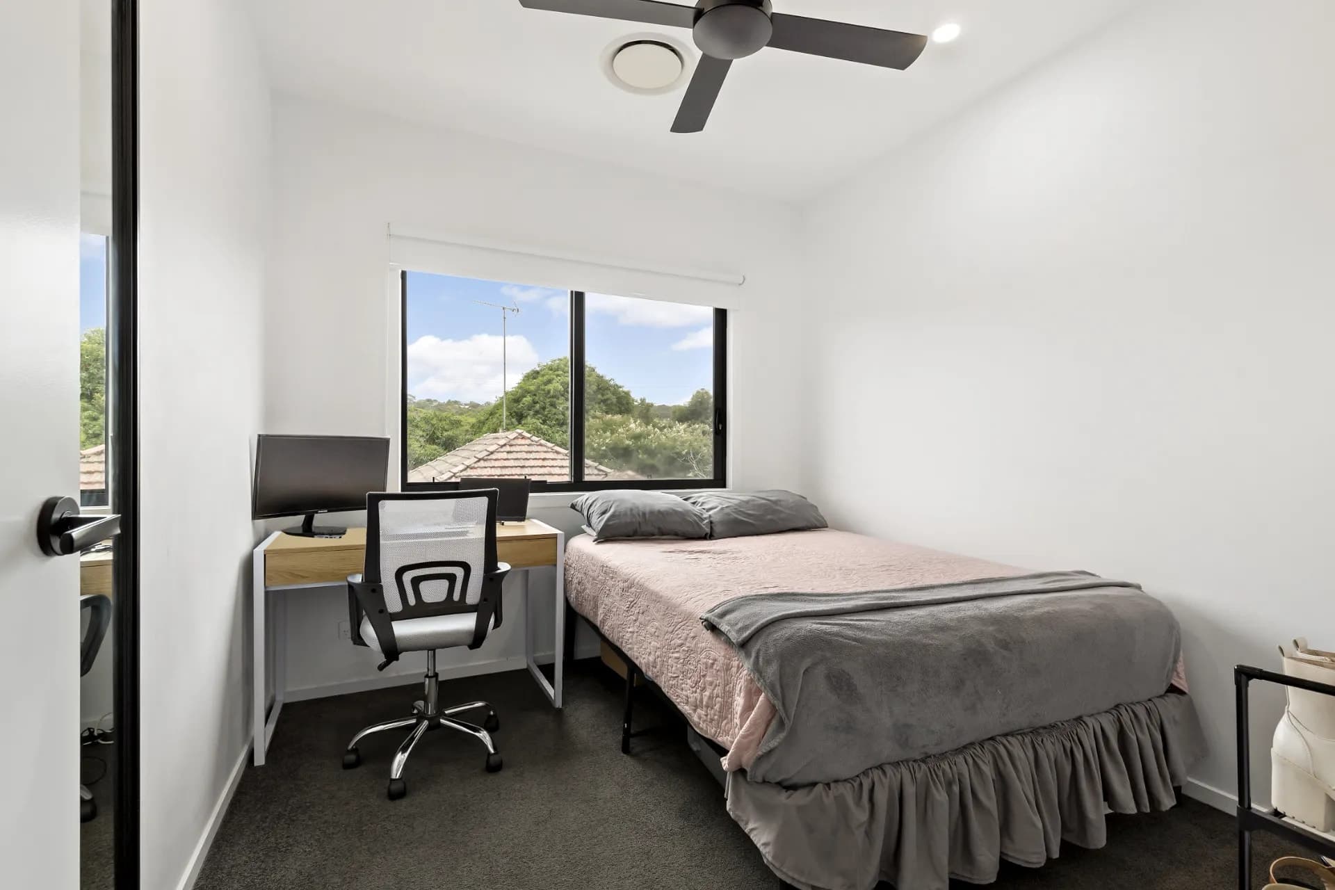1/424 Glebe Road, Hamilton South - Thumbnail 7