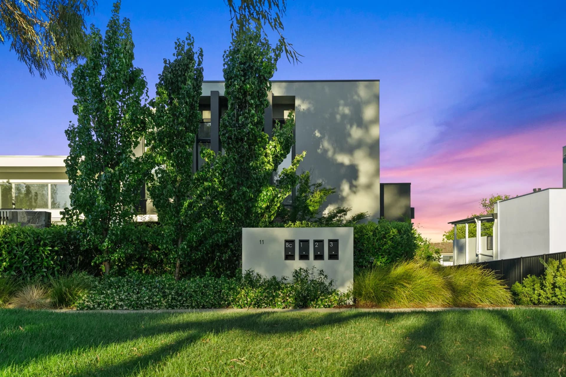2/11 Landsborough Street, Griffith - Thumbnail 6