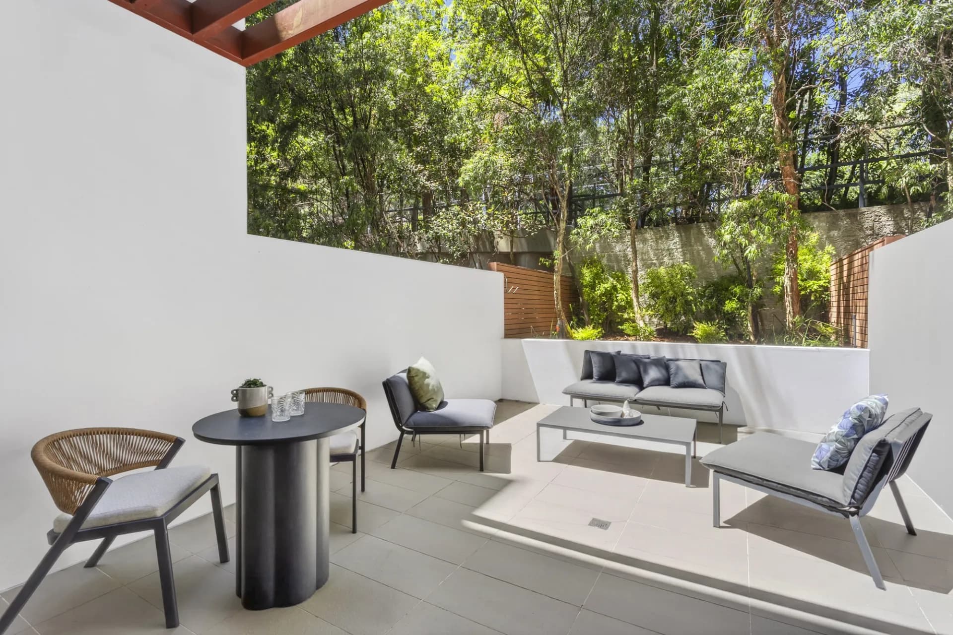 202/8 Duntroon Avenue, St Leonards - Image 1