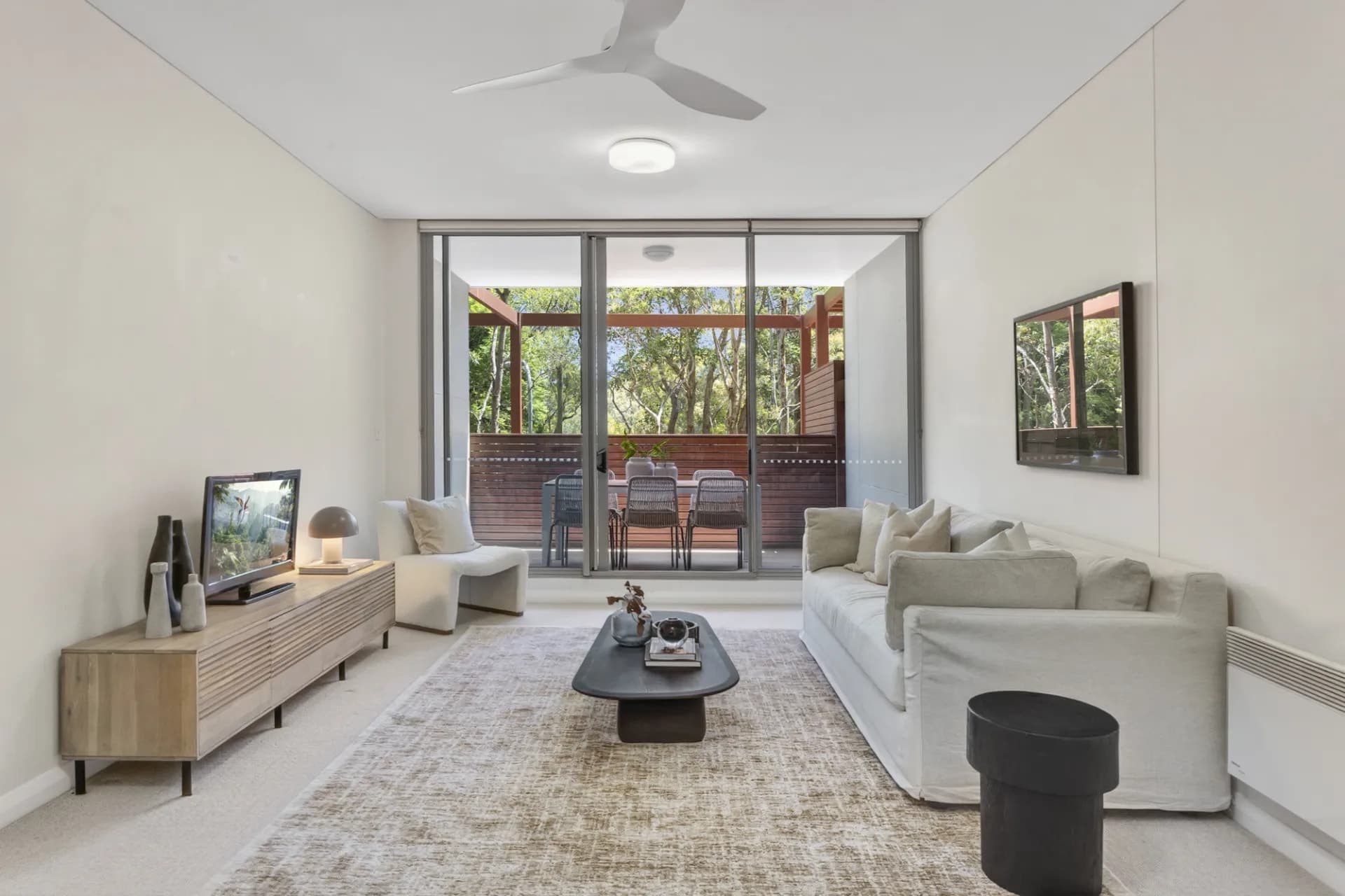 202/8 Duntroon Avenue, St Leonards - Thumbnail 2
