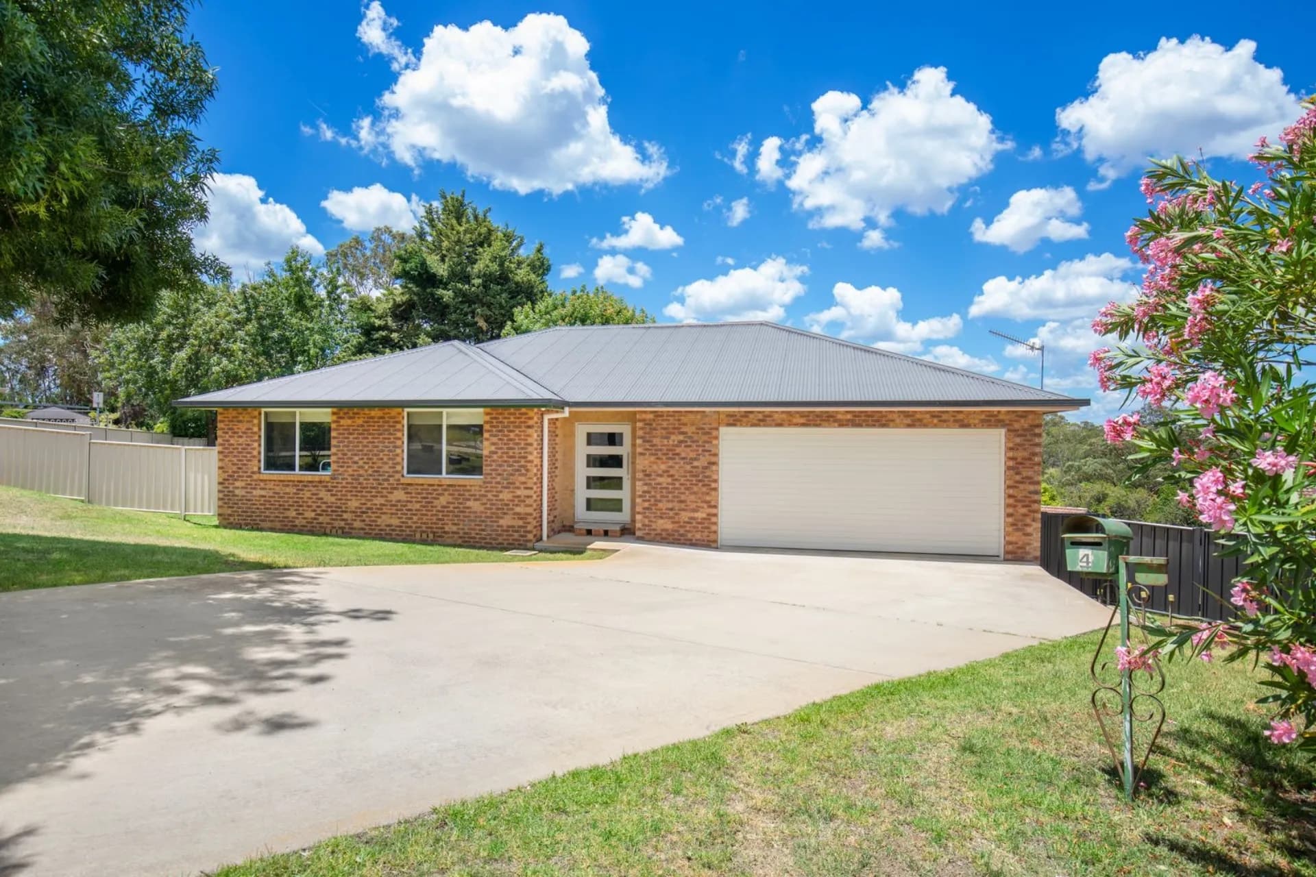 4 Cotterell Place, Armidale - Thumbnail 4