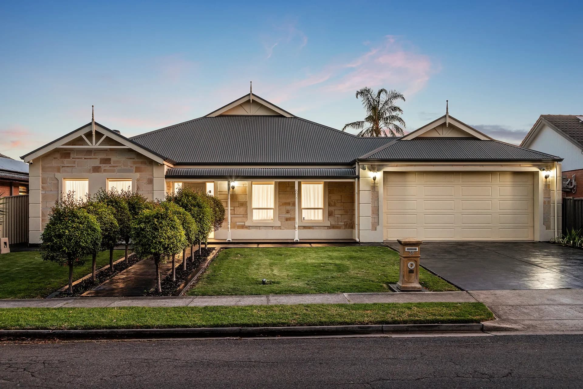39 St Andrews Crescent, Novar Gardens - Image 1