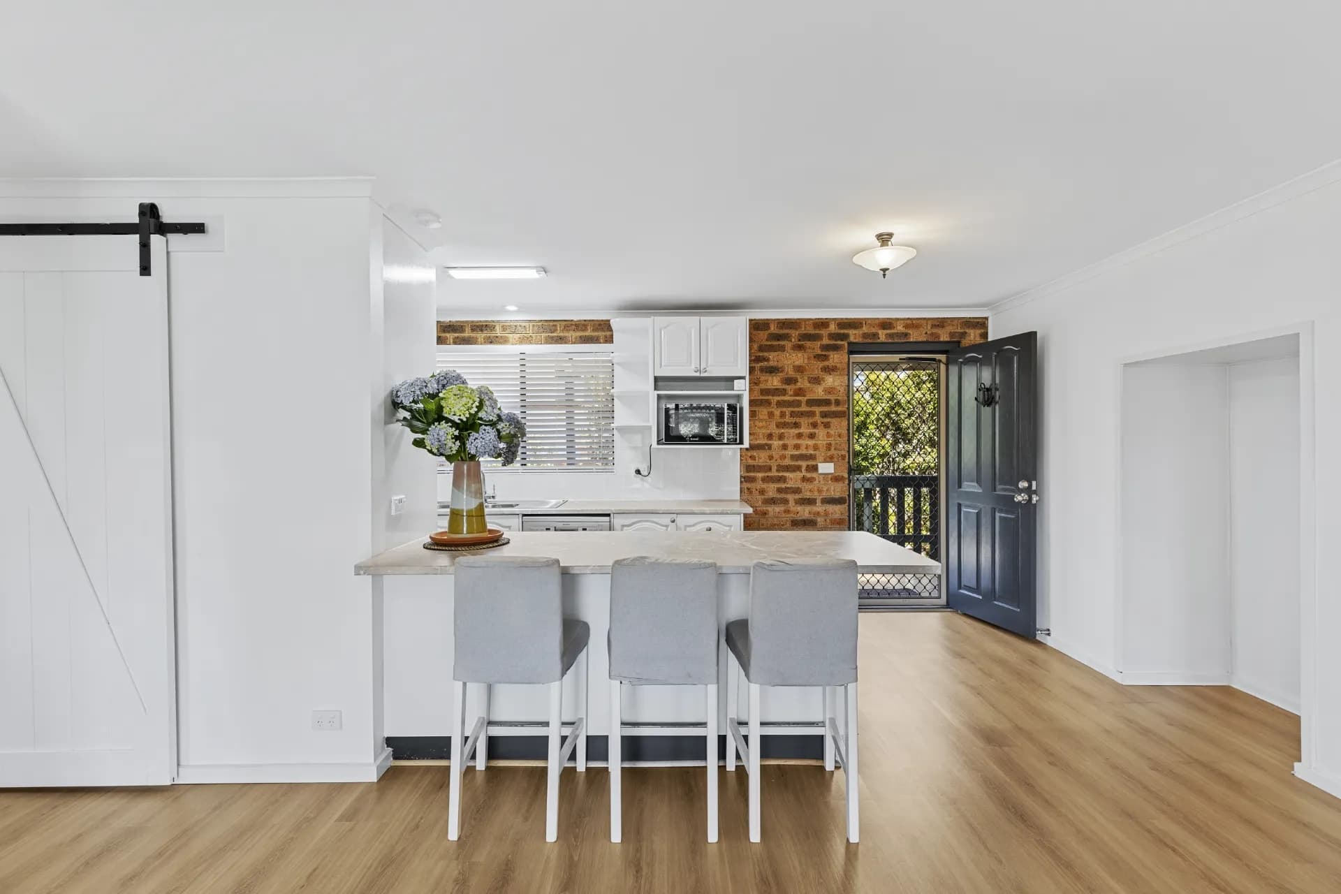16 Euroka Avenue, Malua Bay, NSW, Malua Bay - Thumbnail 4