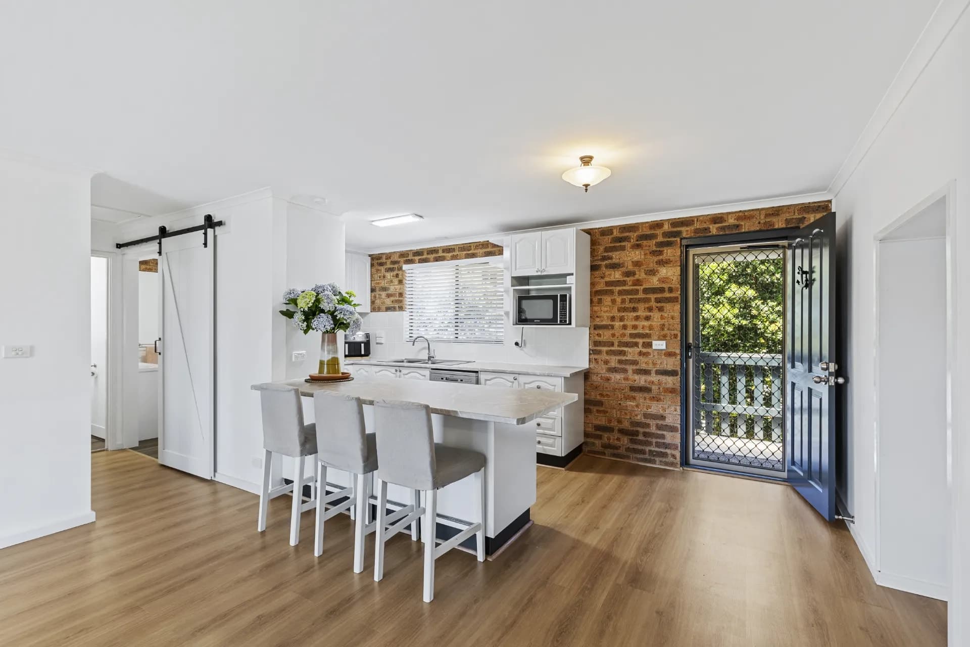 16 Euroka Avenue, Malua Bay, NSW, Malua Bay - Thumbnail 5