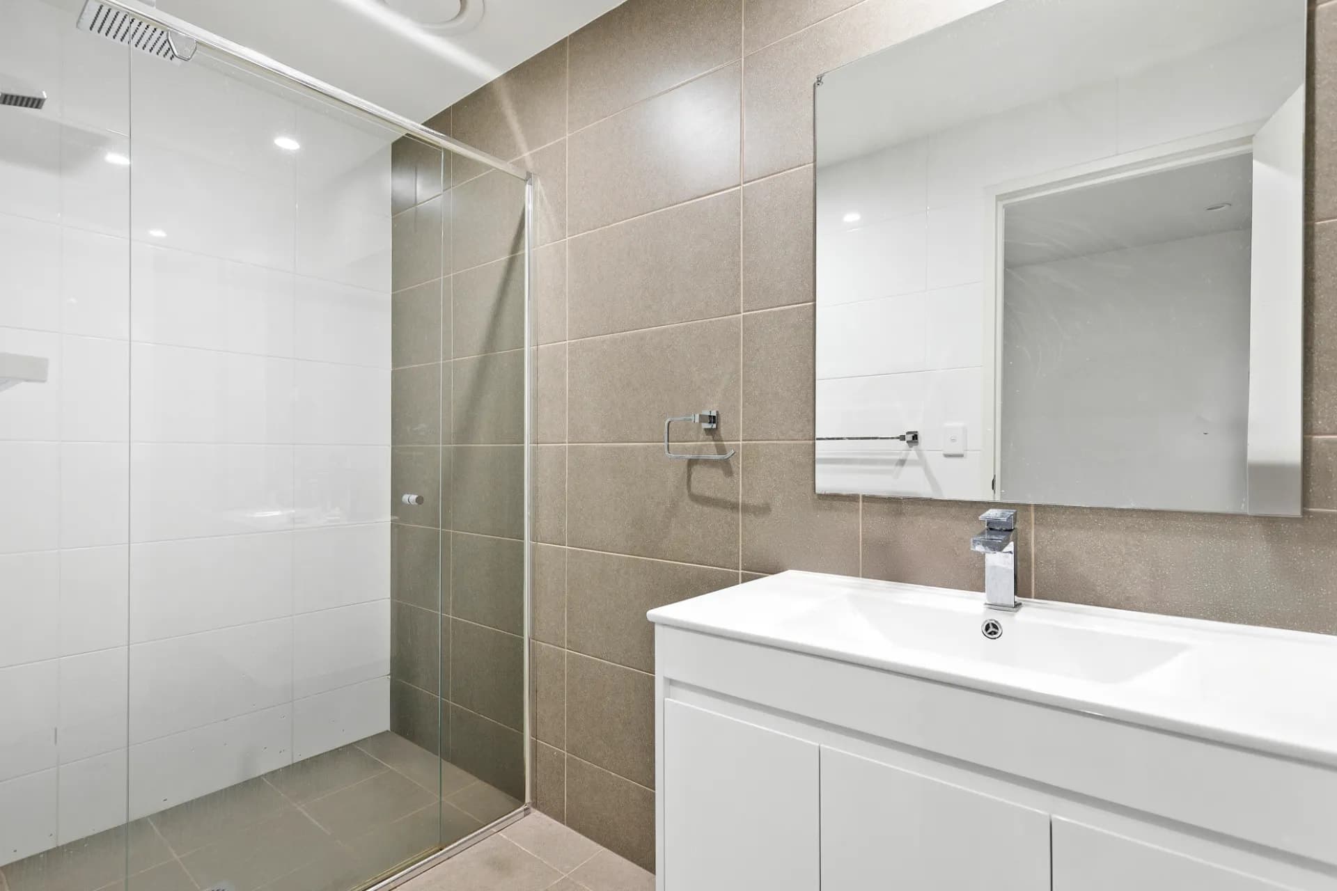 203/41 Crown Street, Wollongong - Thumbnail 5