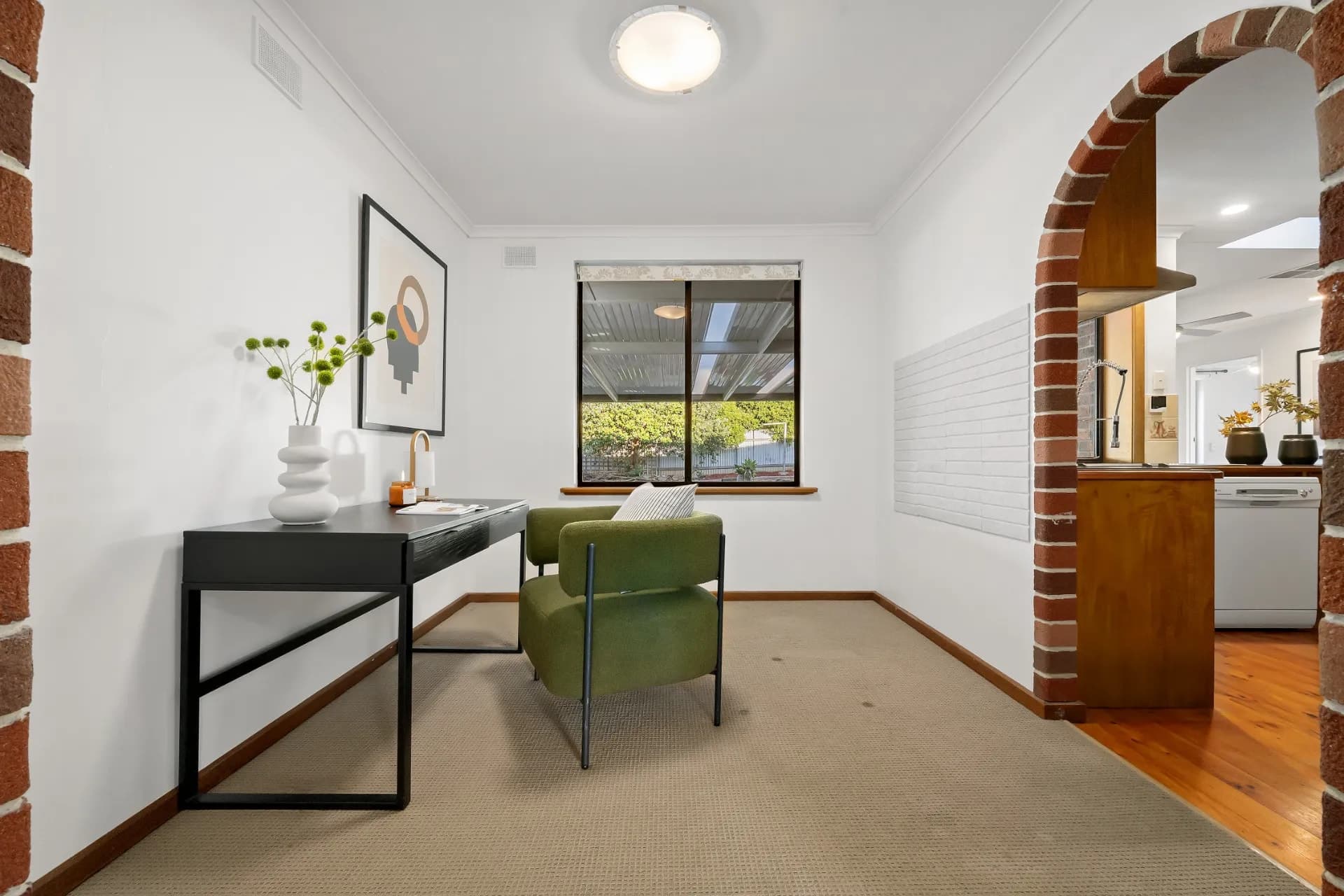 21 Donaldson Drive, Paradise - Thumbnail 4