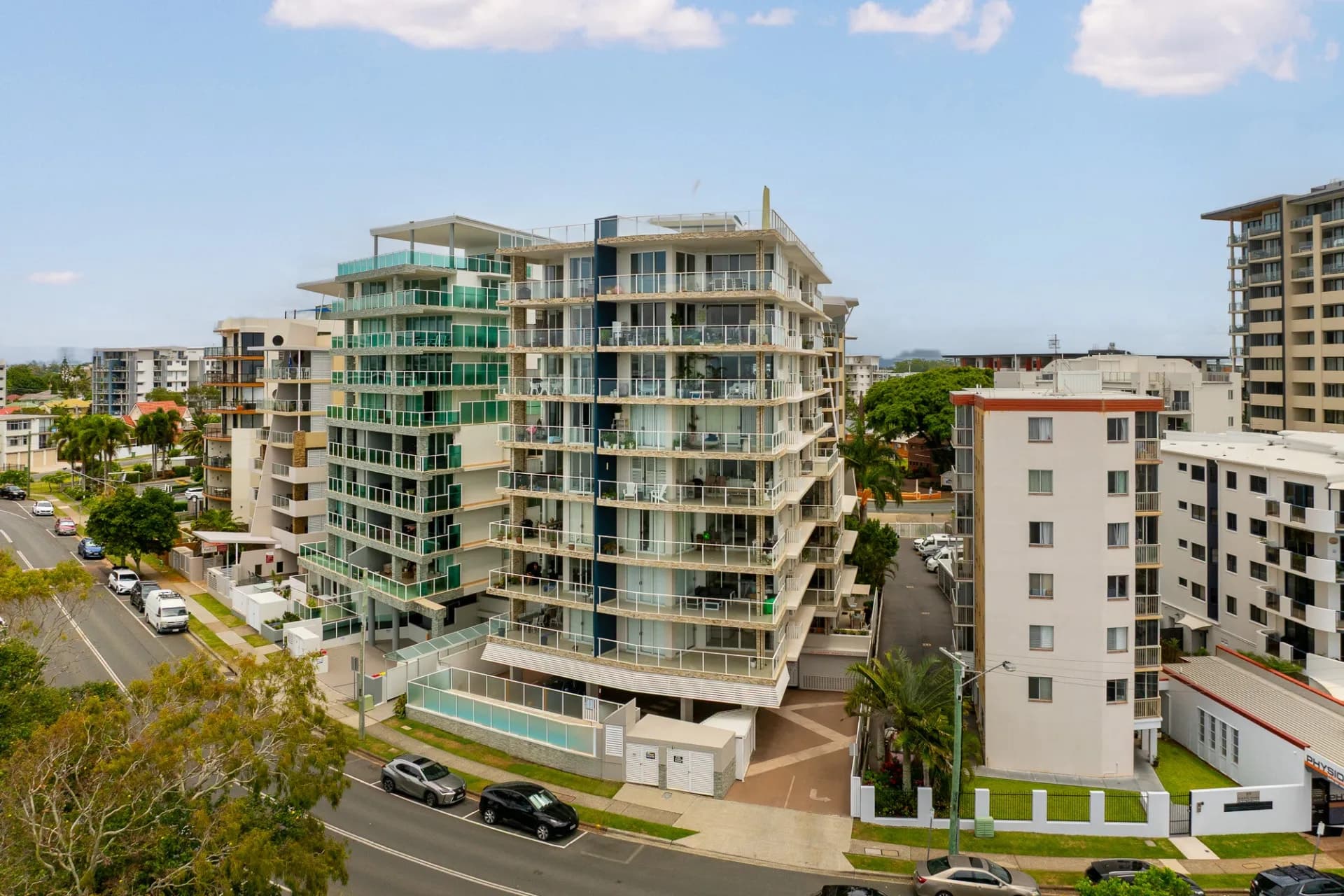 100/87 Marine Parade, Redcliffe - Thumbnail 3