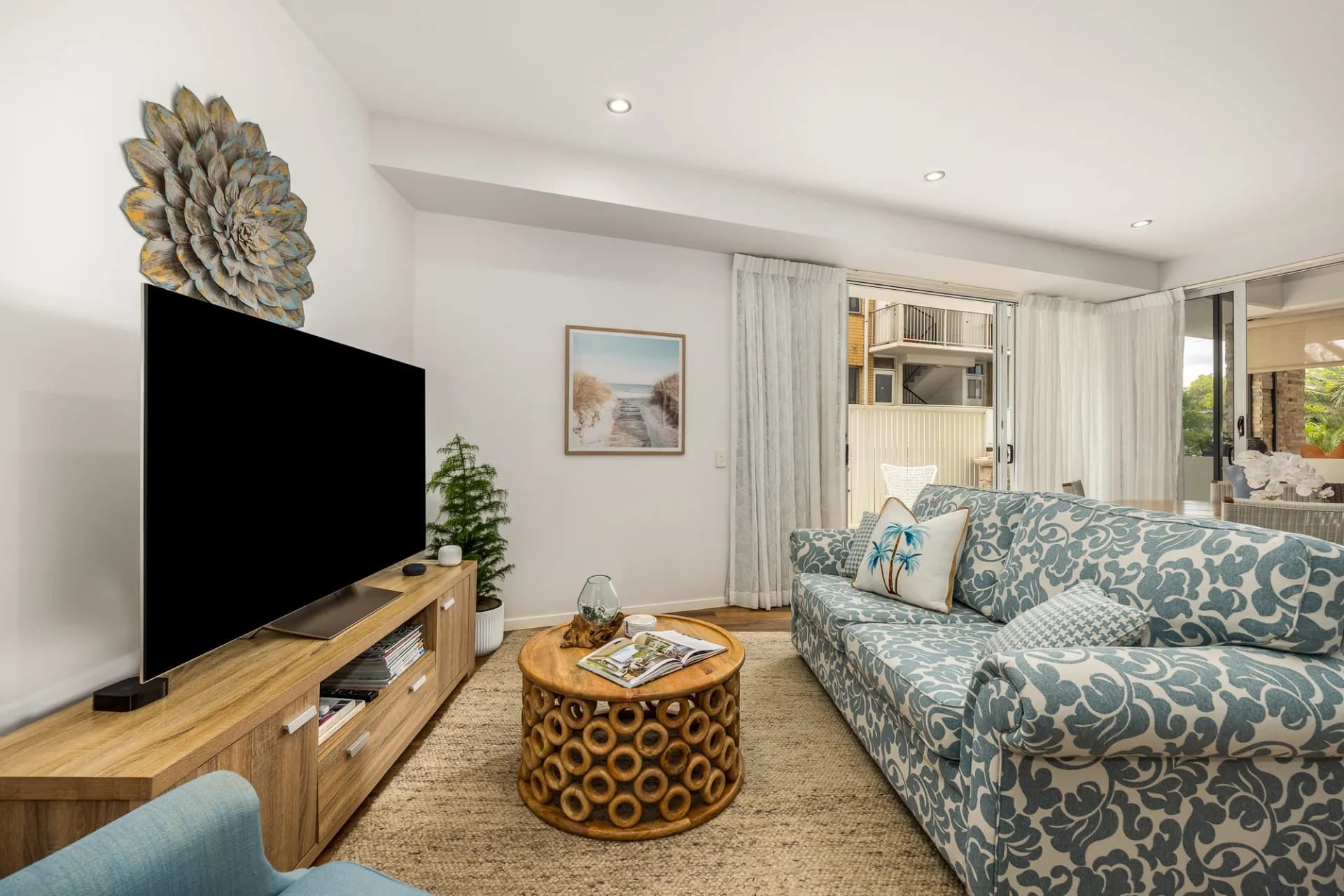 100/87 Marine Parade, Redcliffe - Thumbnail 4