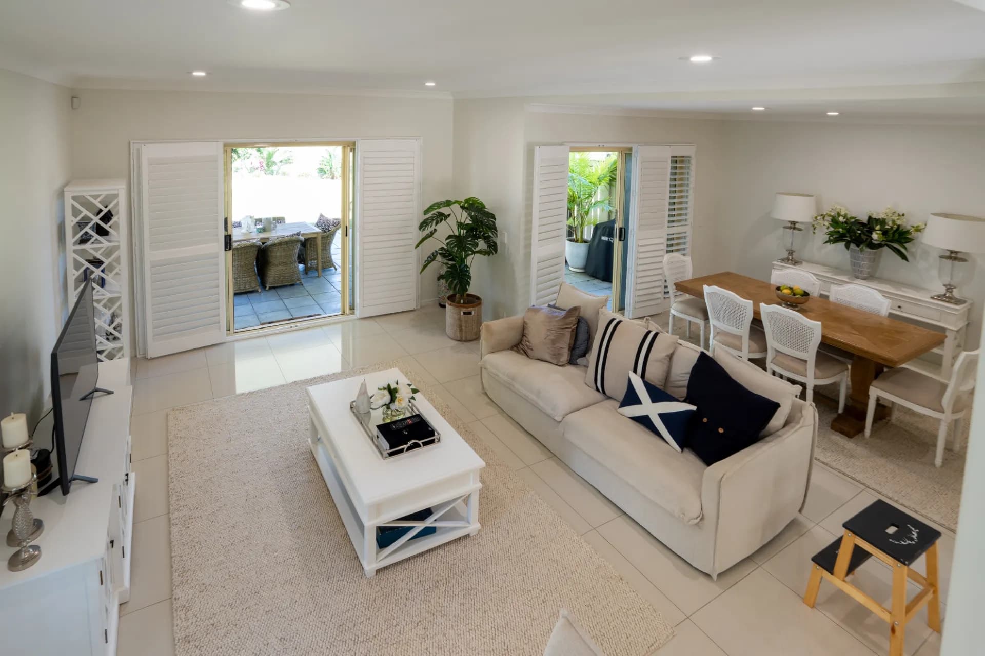 8139 Magnolia  Drive West, Hope Island, QLD, Hope Island - Thumbnail 6