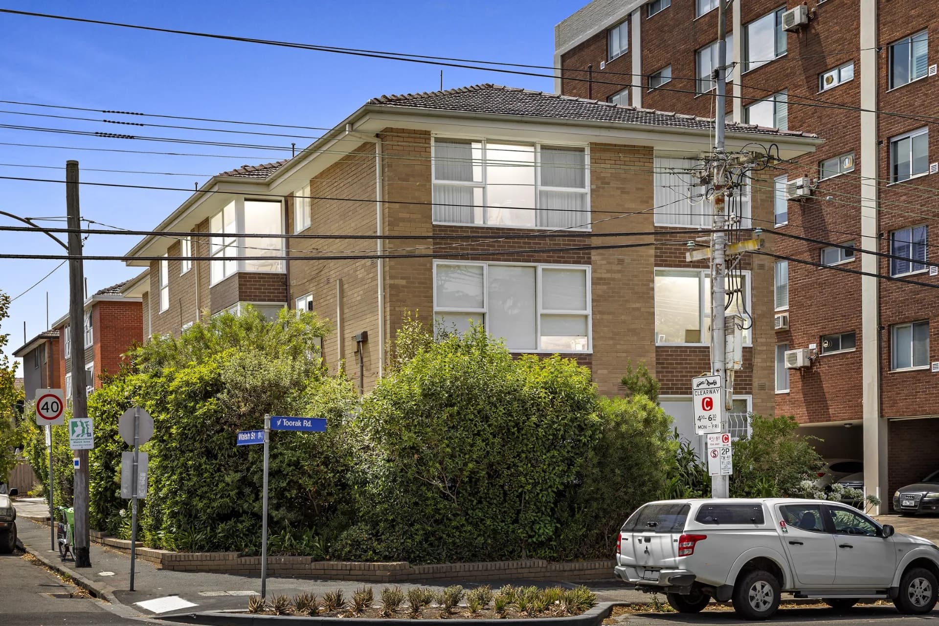 9/158 Toorak Road West, South Yarra - Thumbnail 2