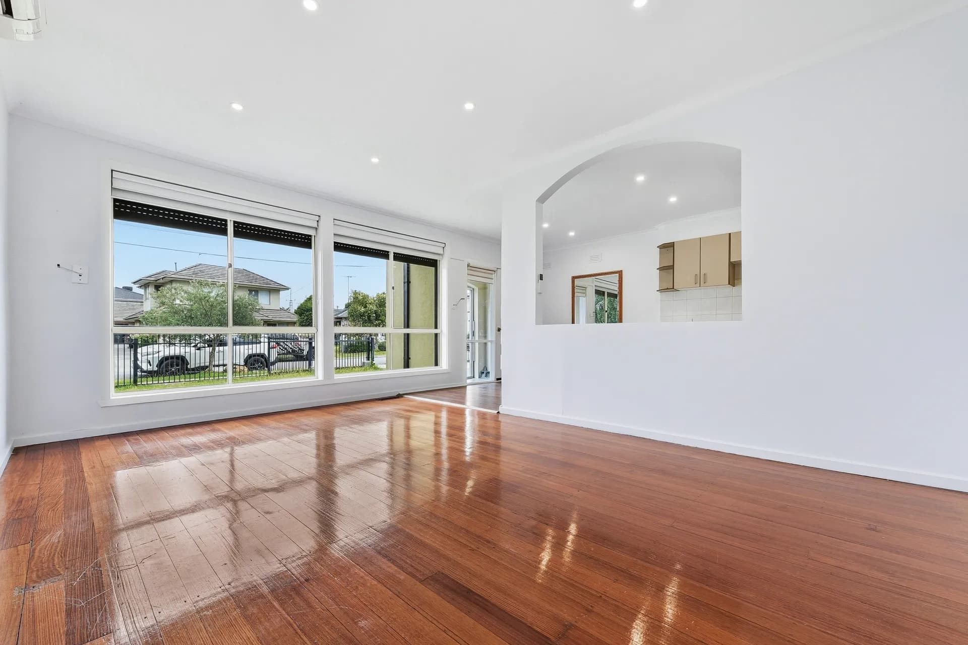1/30 Hughes Crescent, Dandenong North - Thumbnail 3