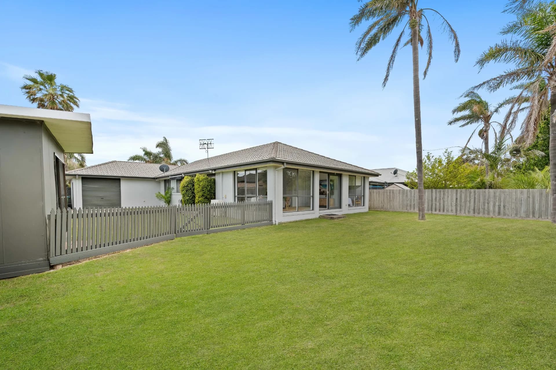 88 Palm Tree Drive, Safety Beach - Thumbnail 7