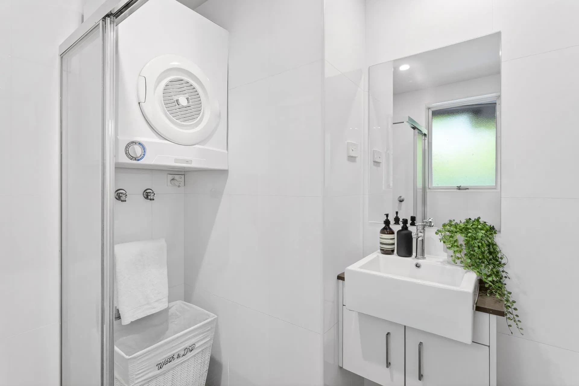 12/3-5 Riley  Street, North Sydney - Thumbnail 8