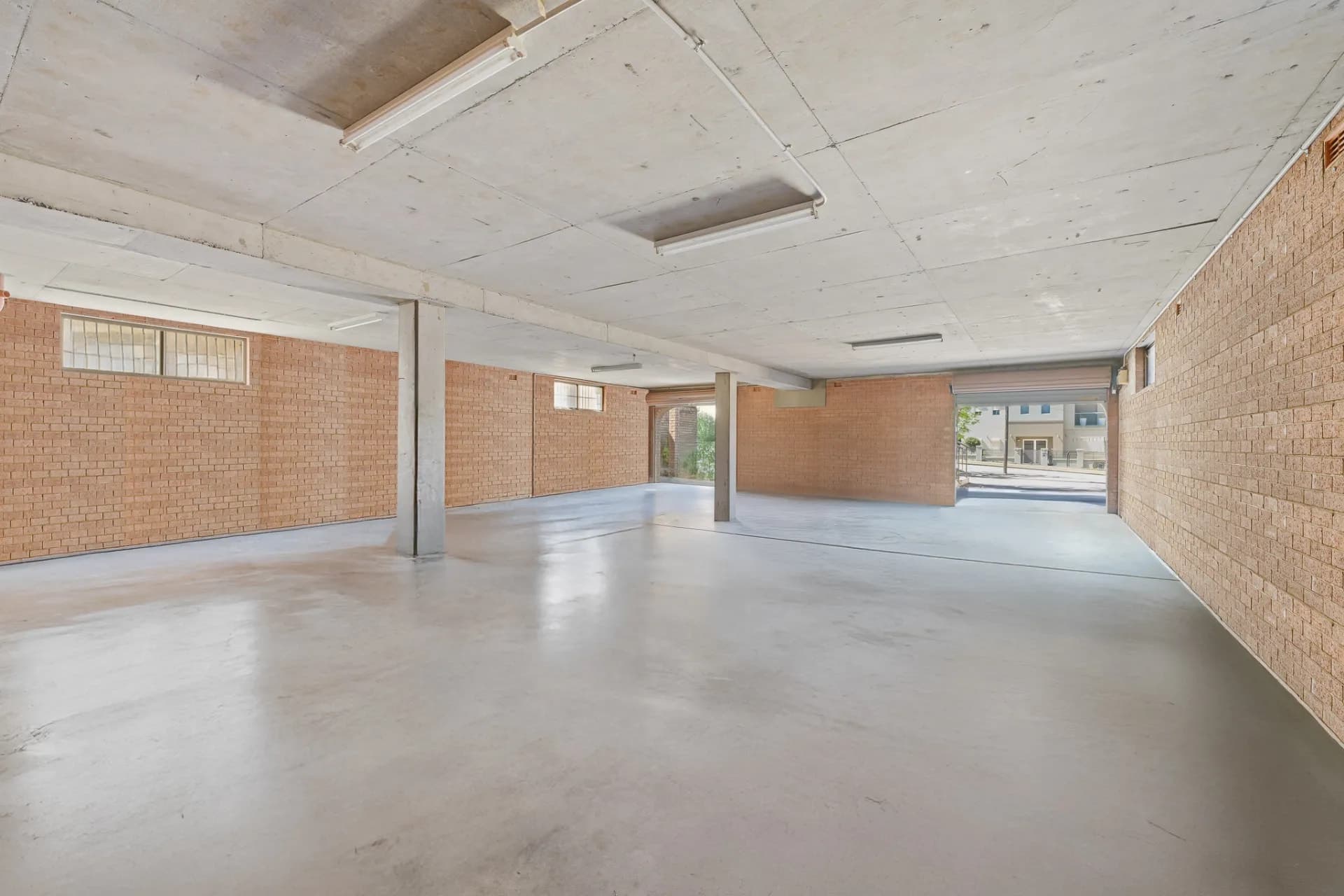 19 Blackwall Point Road, Chiswick - Thumbnail 4