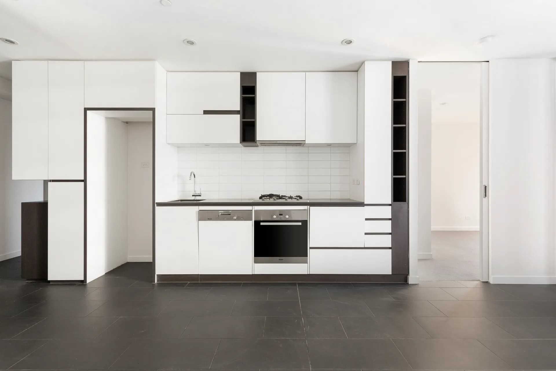 412/227 Toorak Road, South Yarra - Thumbnail 4