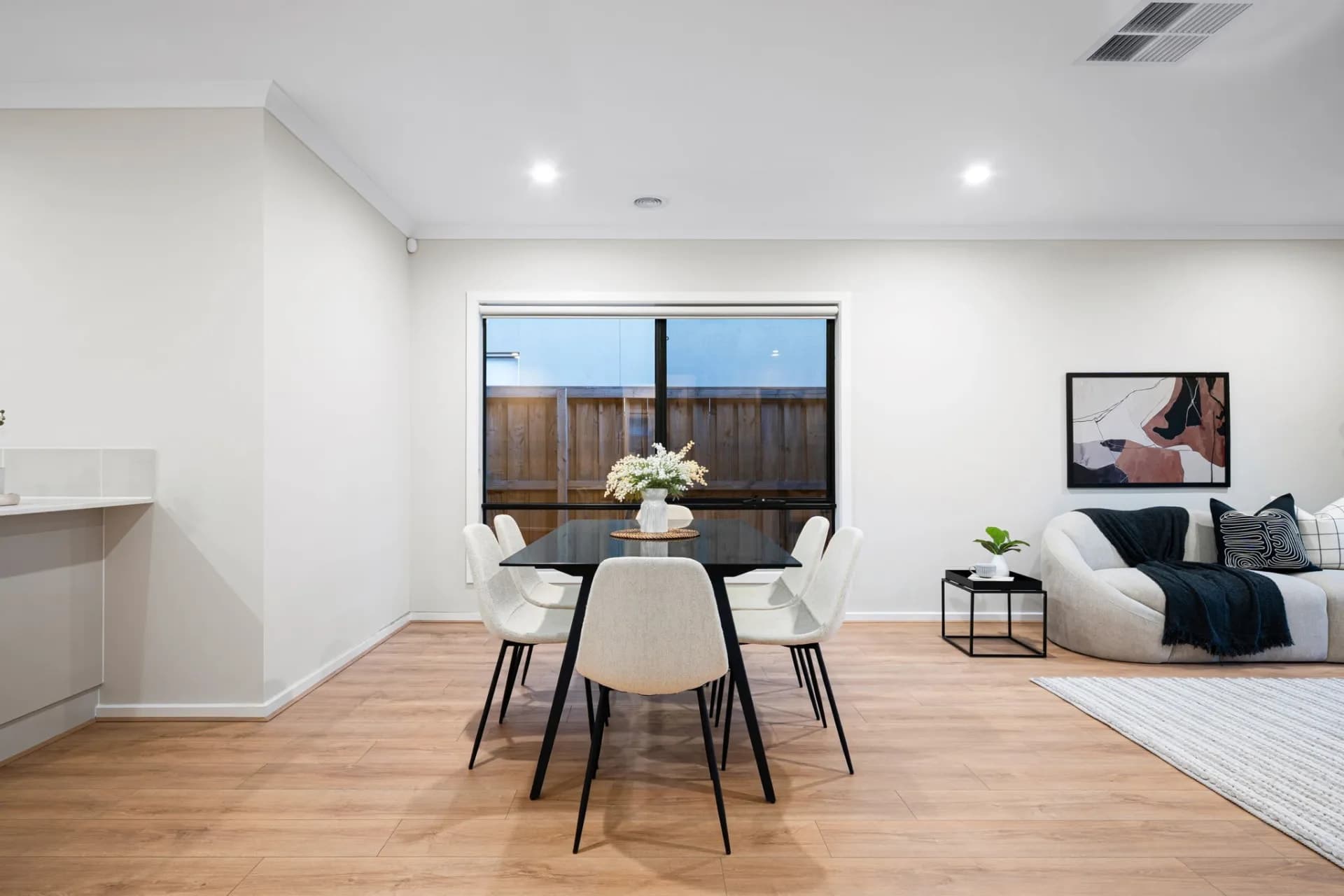 7  Farmingdale Street, Manor Lakes - Thumbnail 5