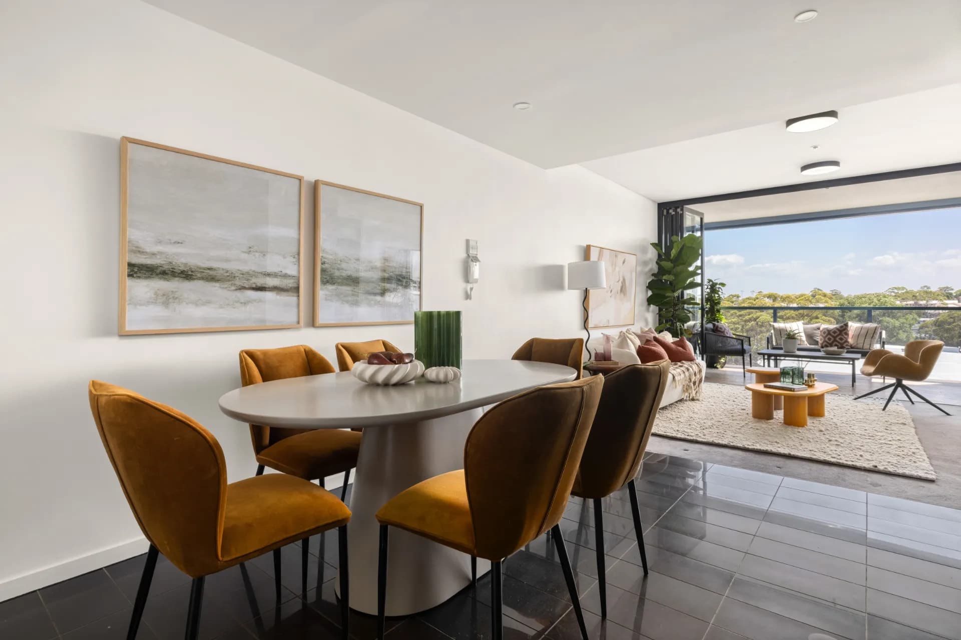 610/5 Sterling Circuit, Camperdown - Thumbnail 2