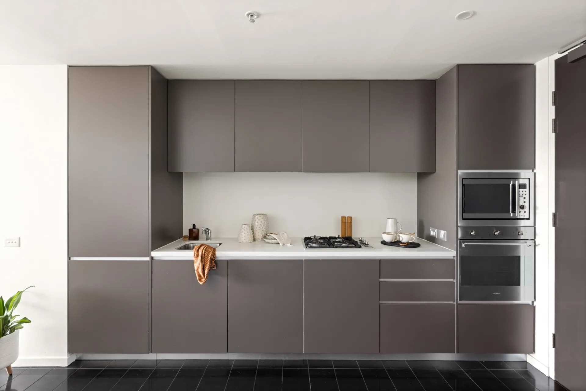 610/5 Sterling Circuit, Camperdown - Thumbnail 5