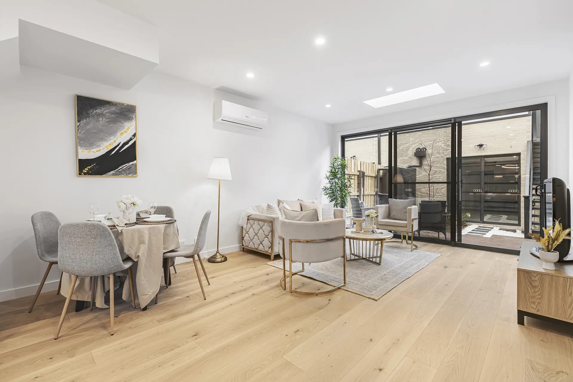 187b  Bell  Street, Coburg - Thumbnail 4