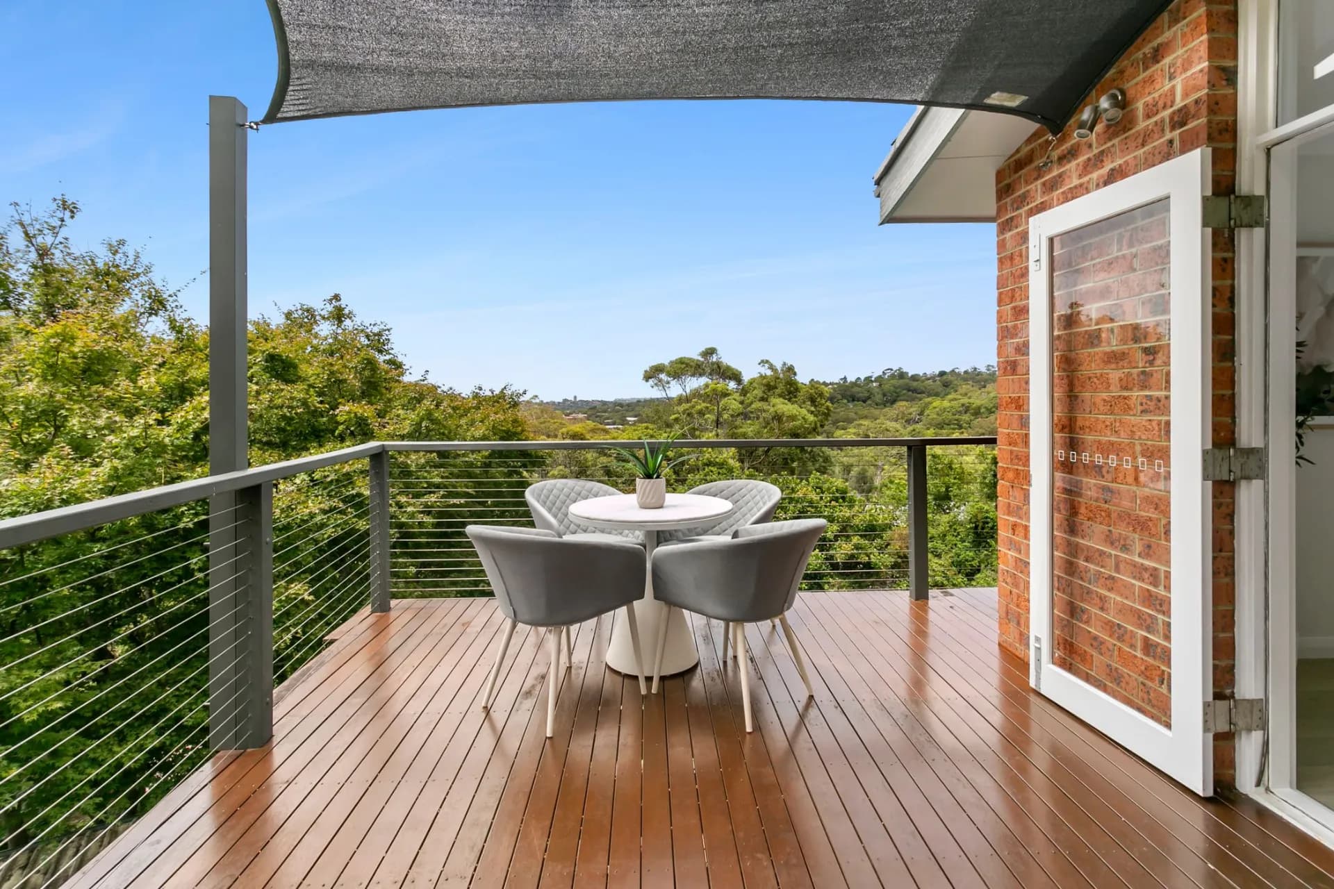 12 Tuscan Place, Beacon Hill - Thumbnail 3