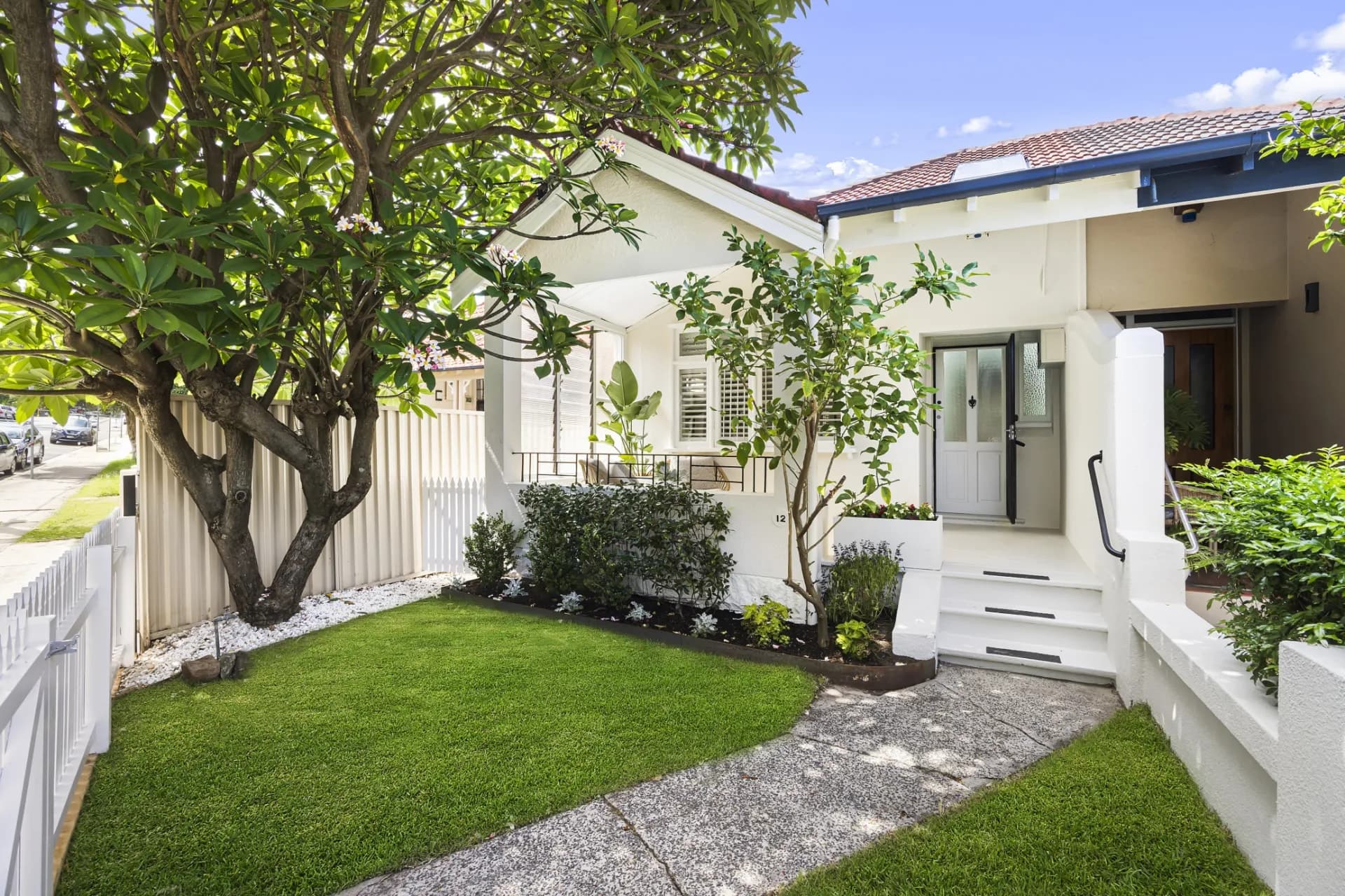 12 Gilderthorpe Avenue, Randwick - Image 1