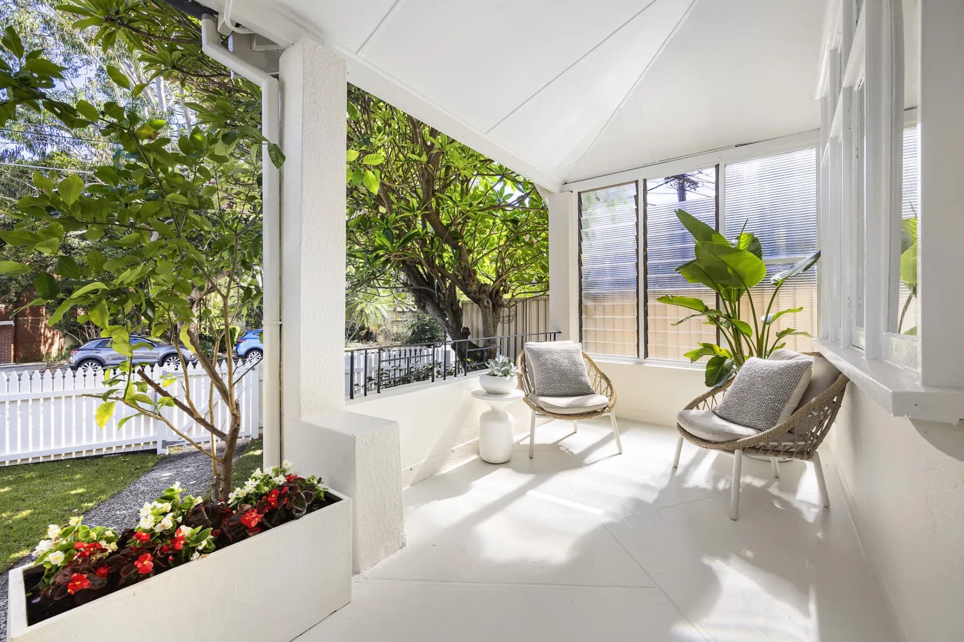 12 Gilderthorpe Avenue, Randwick - Thumbnail 2