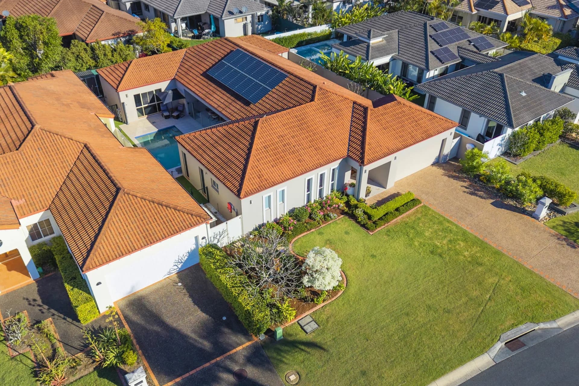 2032 Beaufort  Way, Hope Island, QLD, Hope Island - Image 1