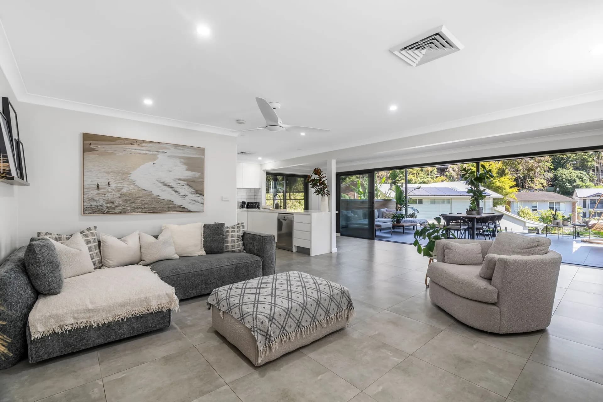 35 Riviera Avenue, Terrigal - Thumbnail 2