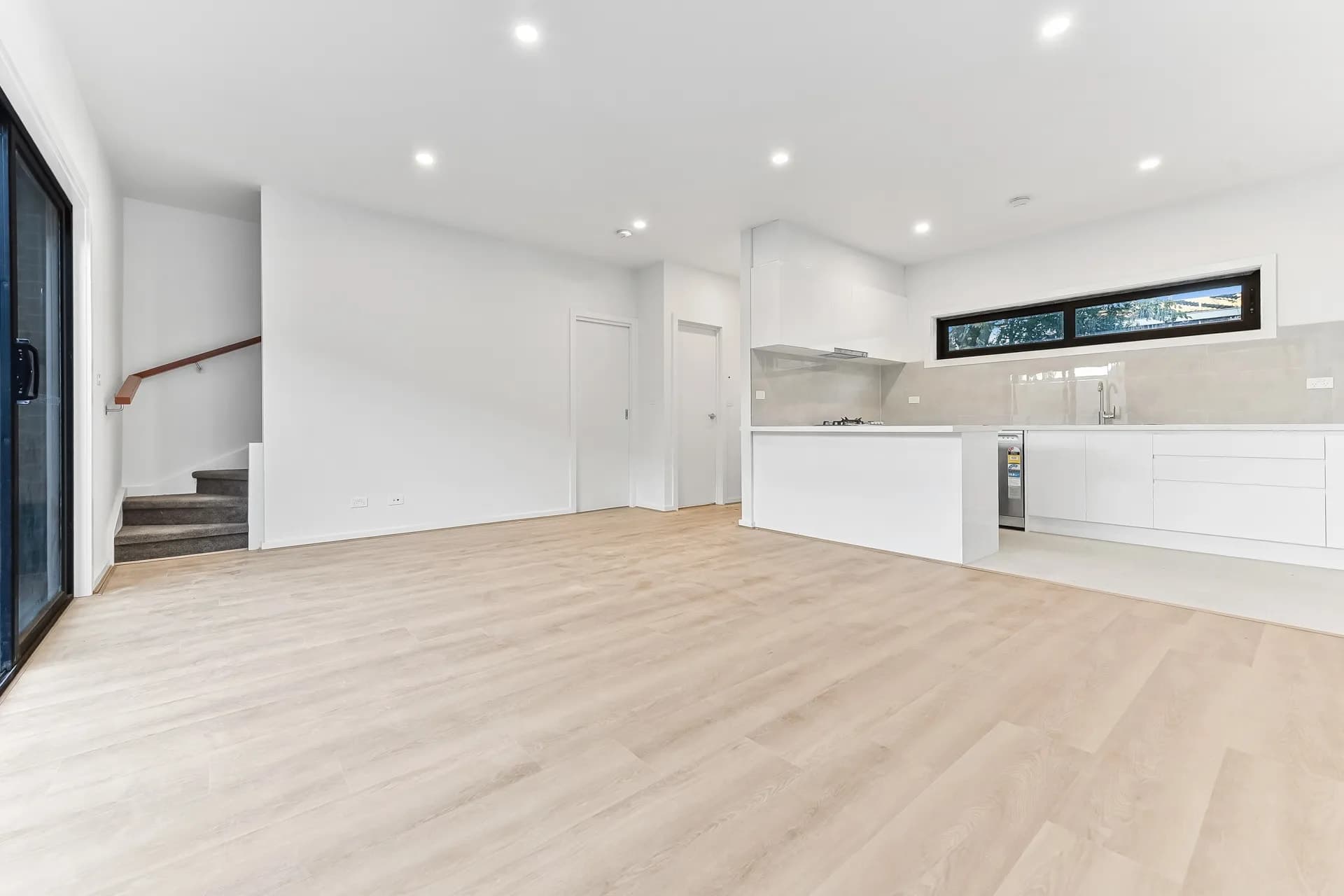 3/31 Macpherson  Street, Dandenong - Thumbnail 5