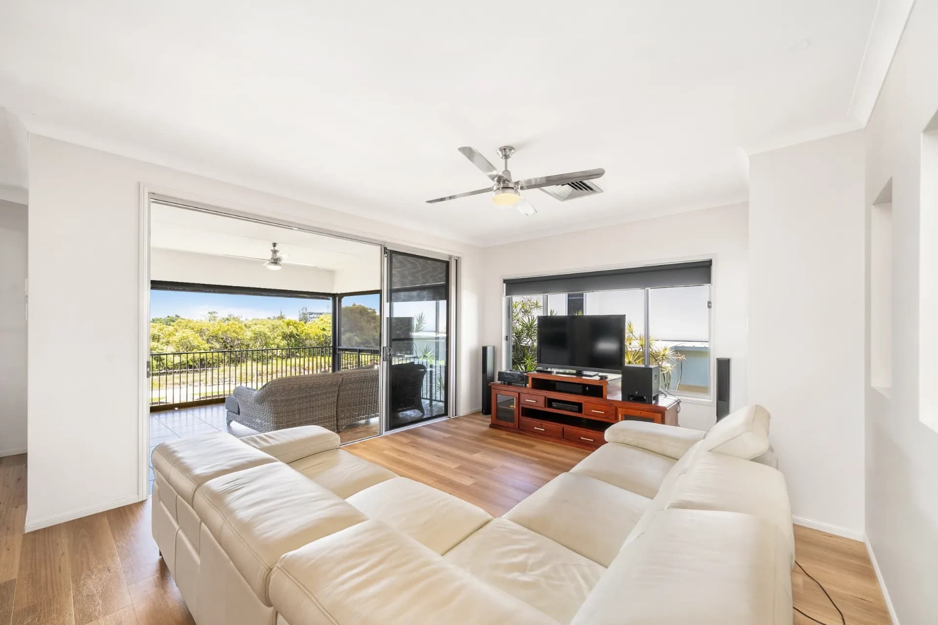 70 Oyster Point Esplanade, Scarborough, QLD, Scarborough - Thumbnail 8