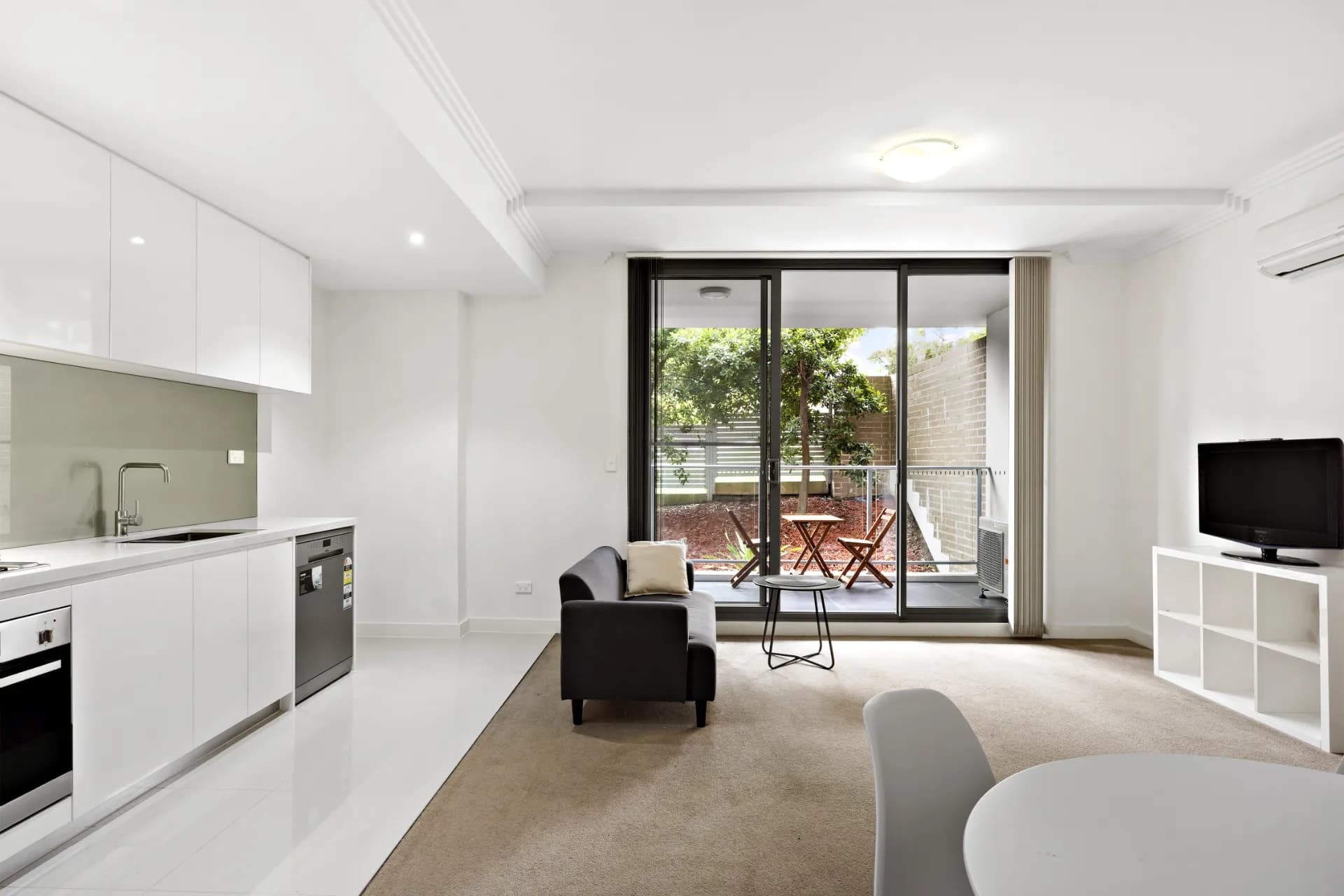 401/29 Cook Street, Turrella, NSW, Turrella - Thumbnail 2