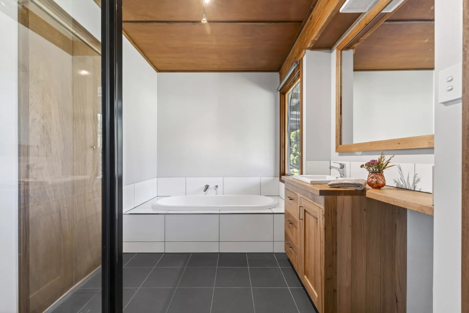 106 Golden Point  Road, Blackwood - Thumbnail 6