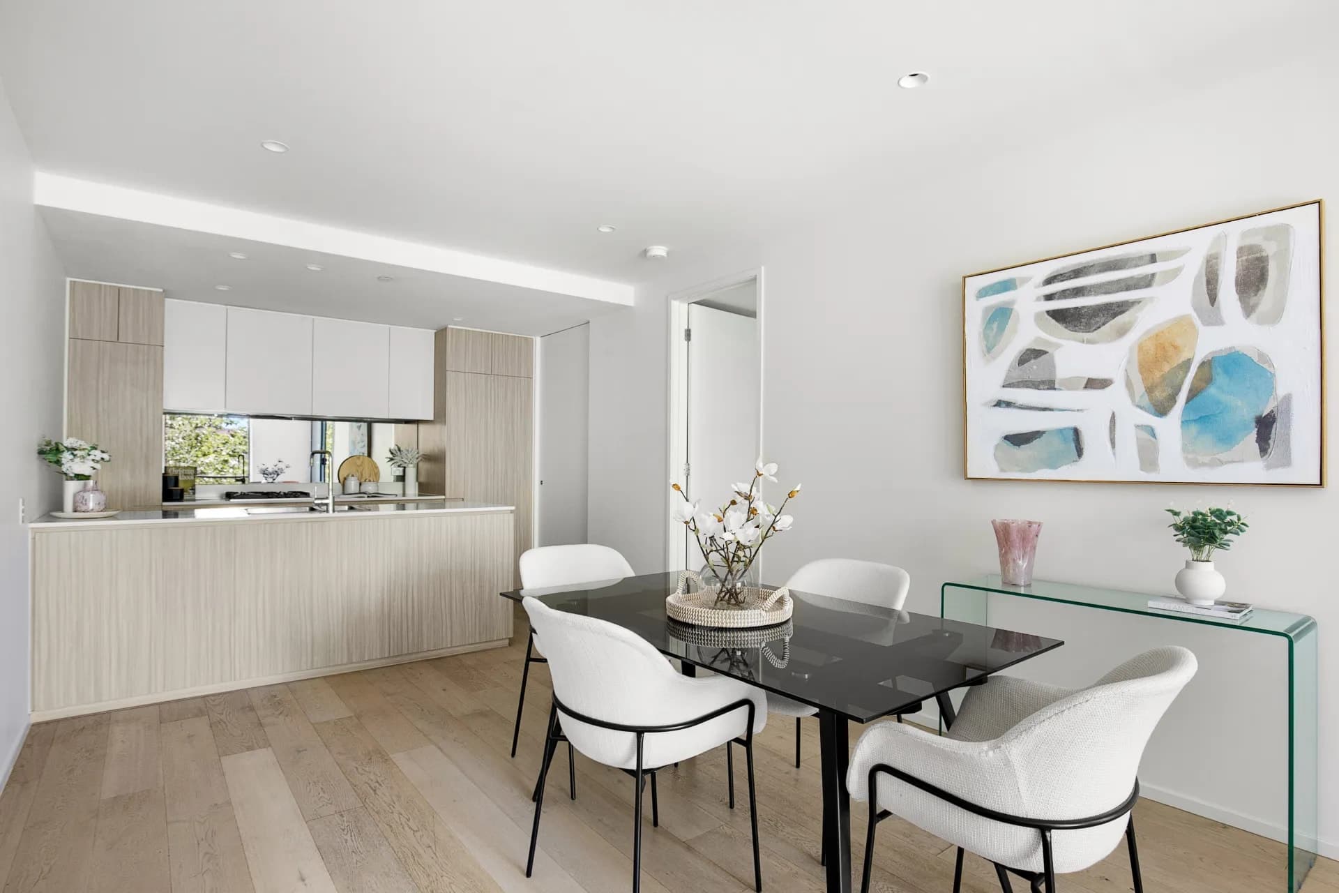 104/8C Evergreen Mews, Armadale - Thumbnail 2