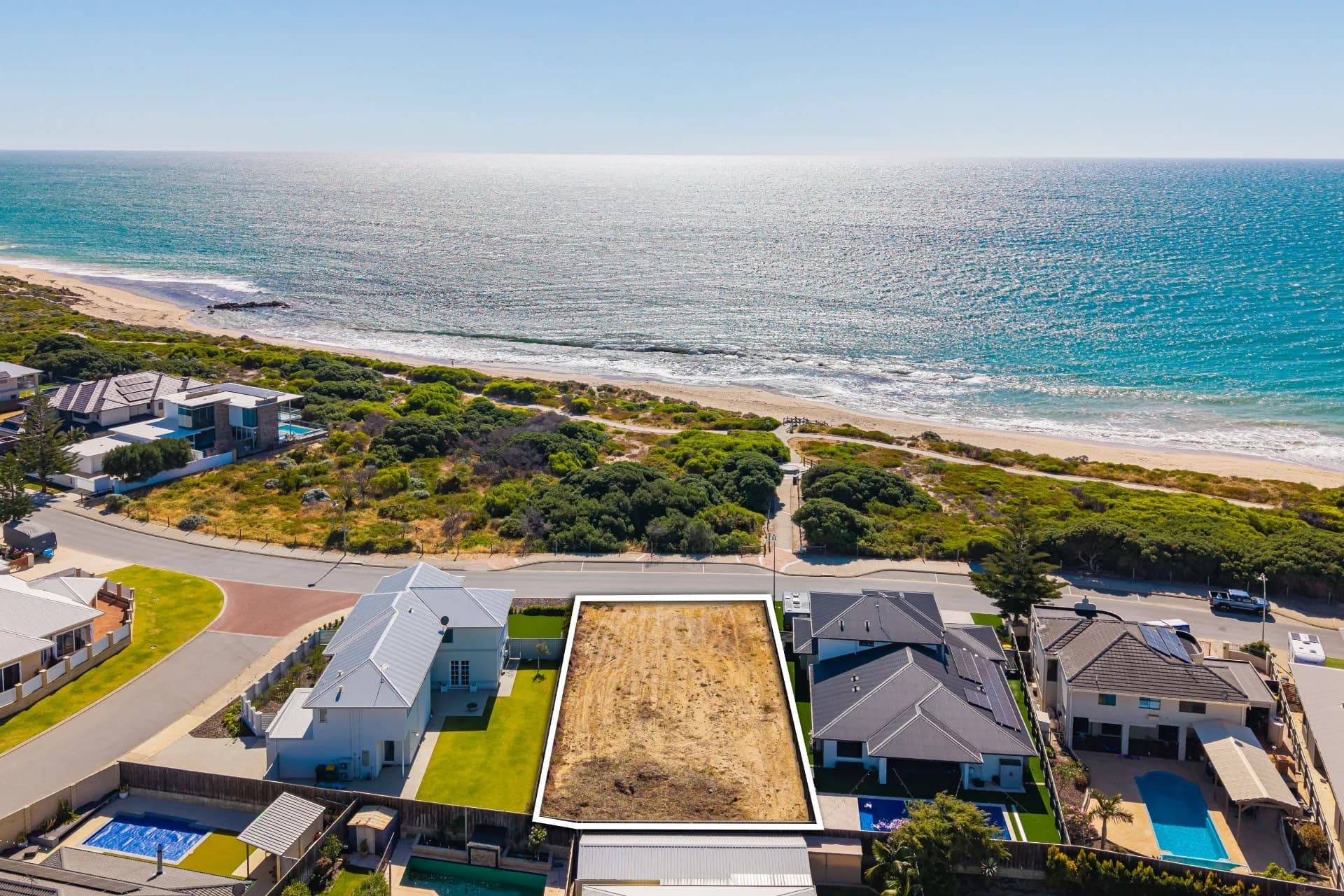 60 Boardwalk Boulevard, Halls Head - Image 1