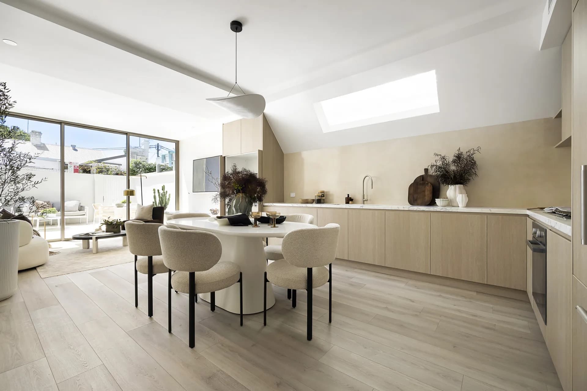34 St James Road, Bondi Junction - Image 1