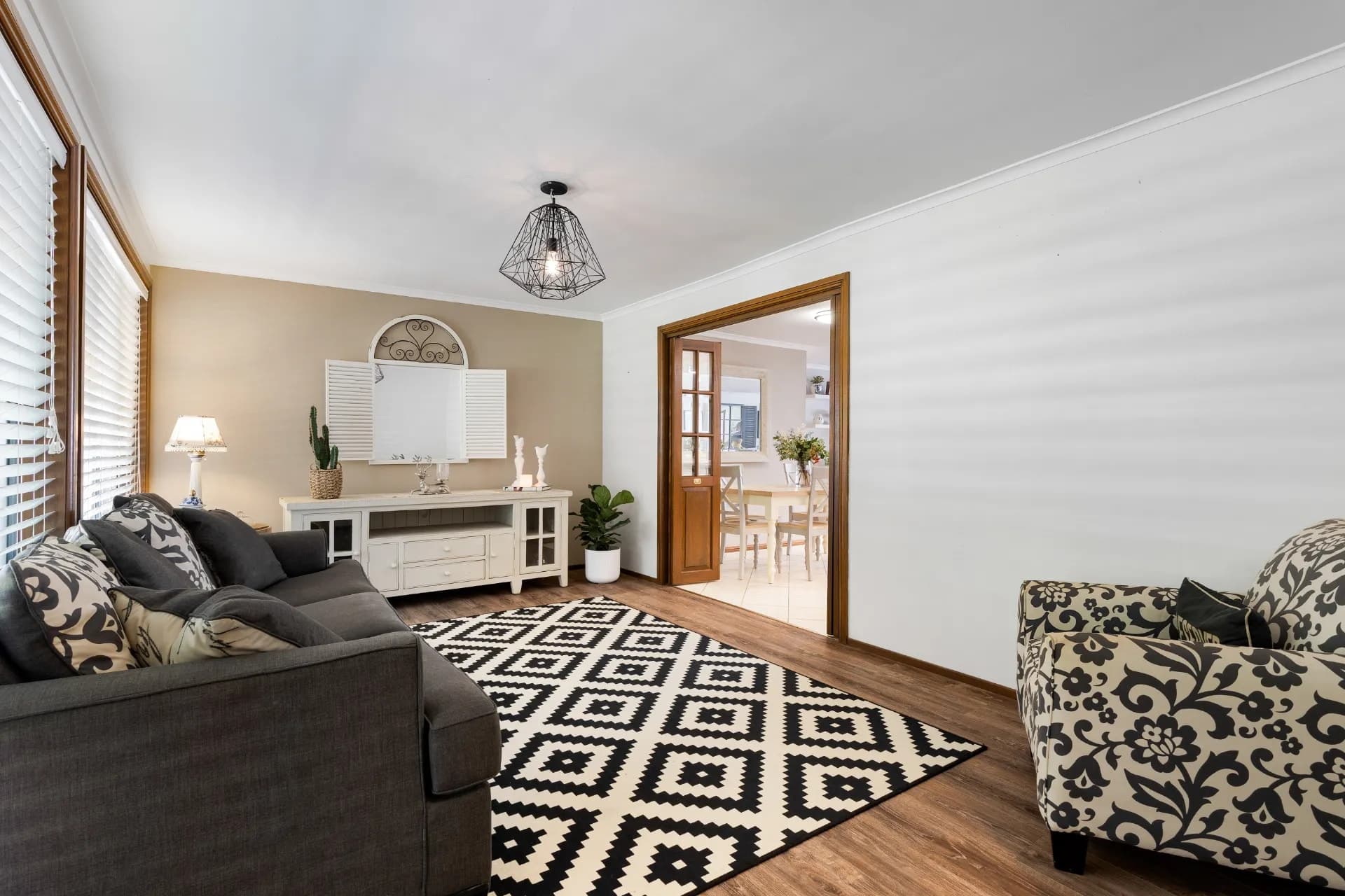 39 Great Western Highway, Blaxland - Thumbnail 2
