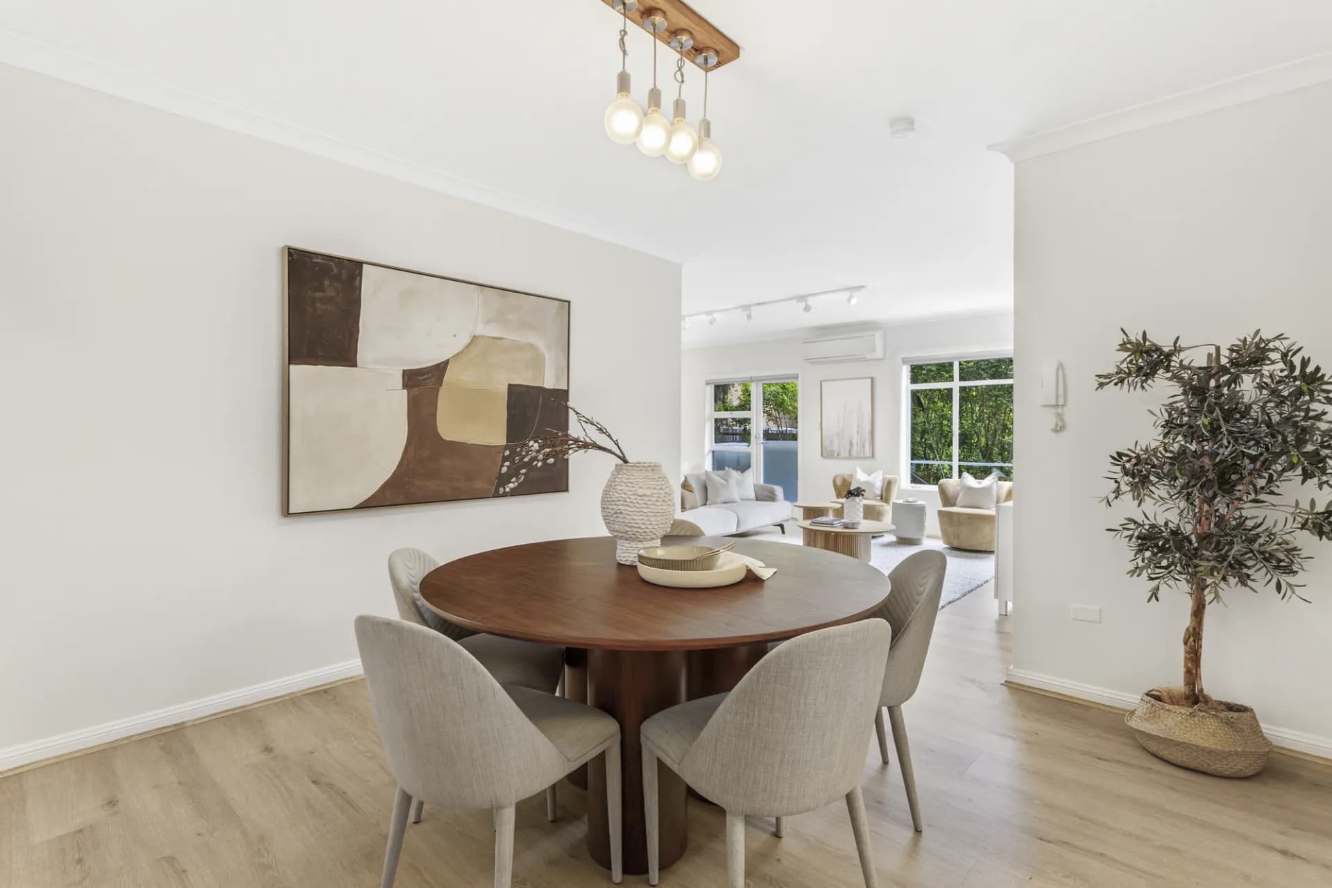 3/12 Hazelbank Road, Wollstonecraft - Thumbnail 2